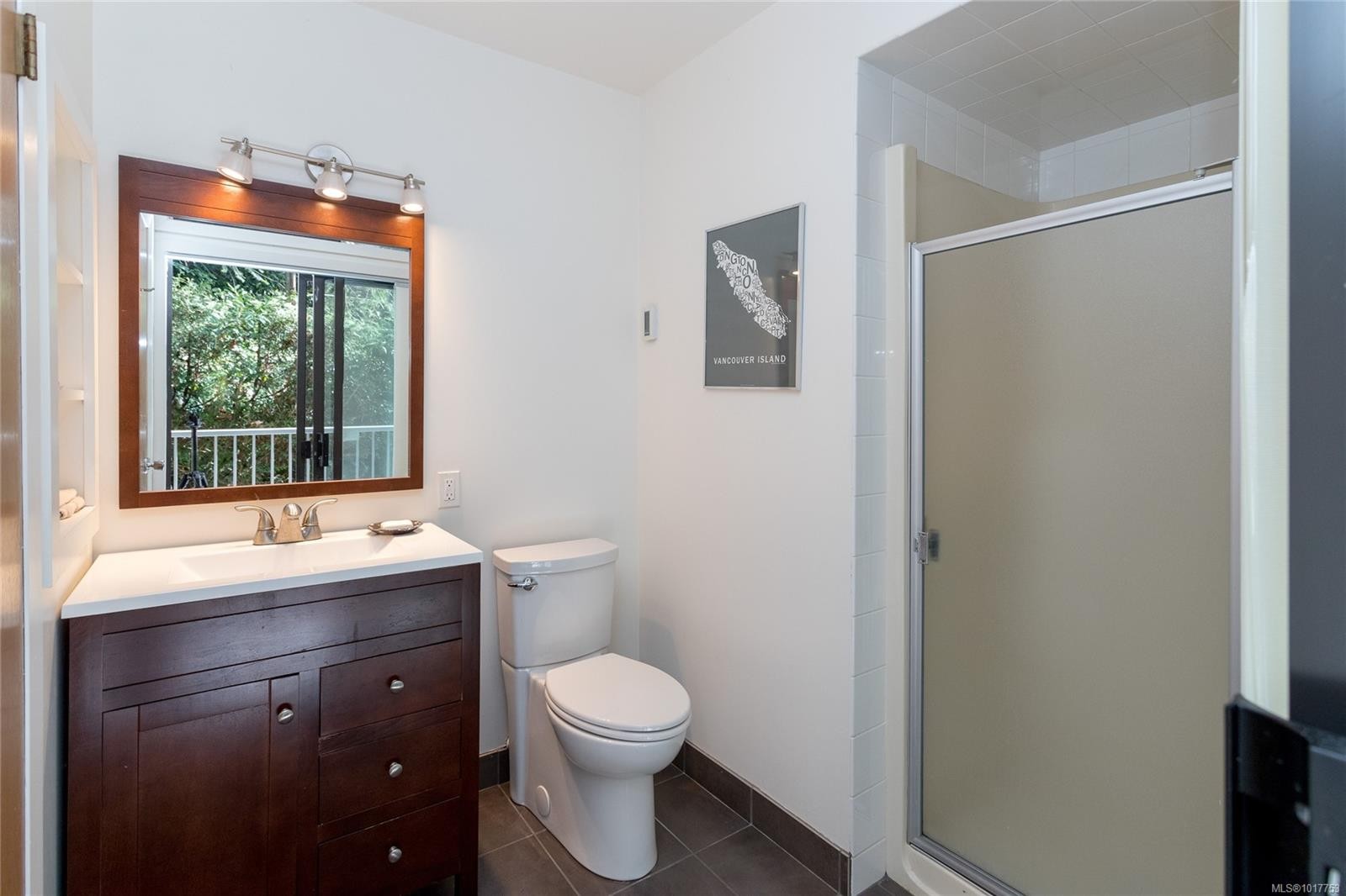 4689 Boulderwood Dr, Saanich, BC