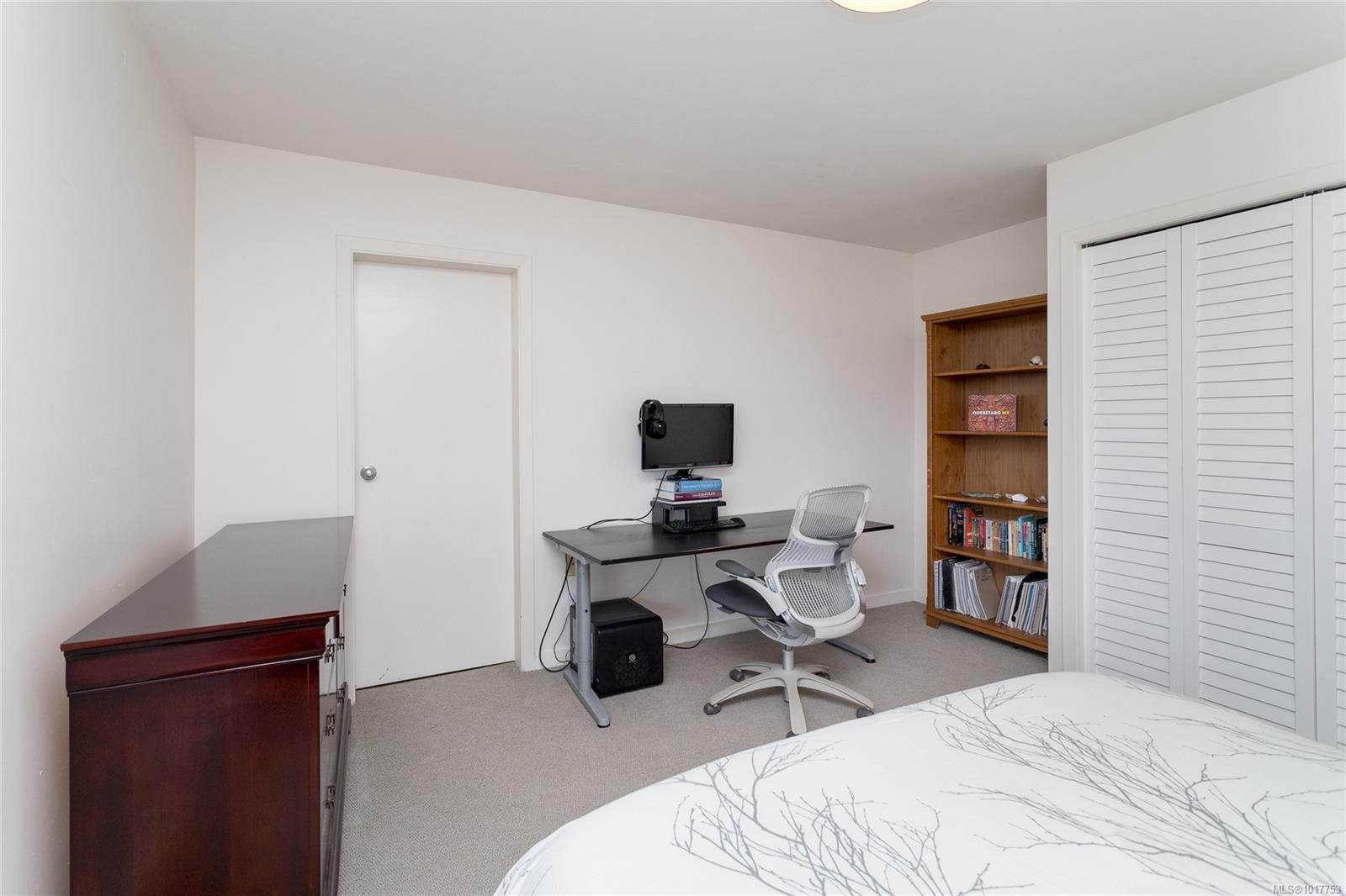 4689 Boulderwood Dr, Saanich, BC