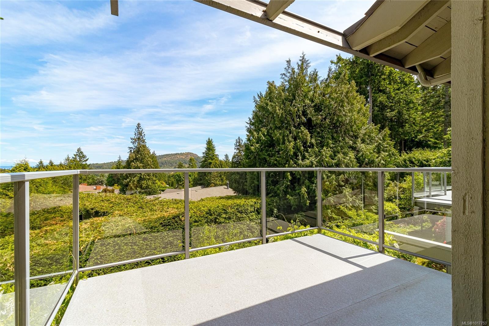 4689 Boulderwood Dr, Saanich, BC