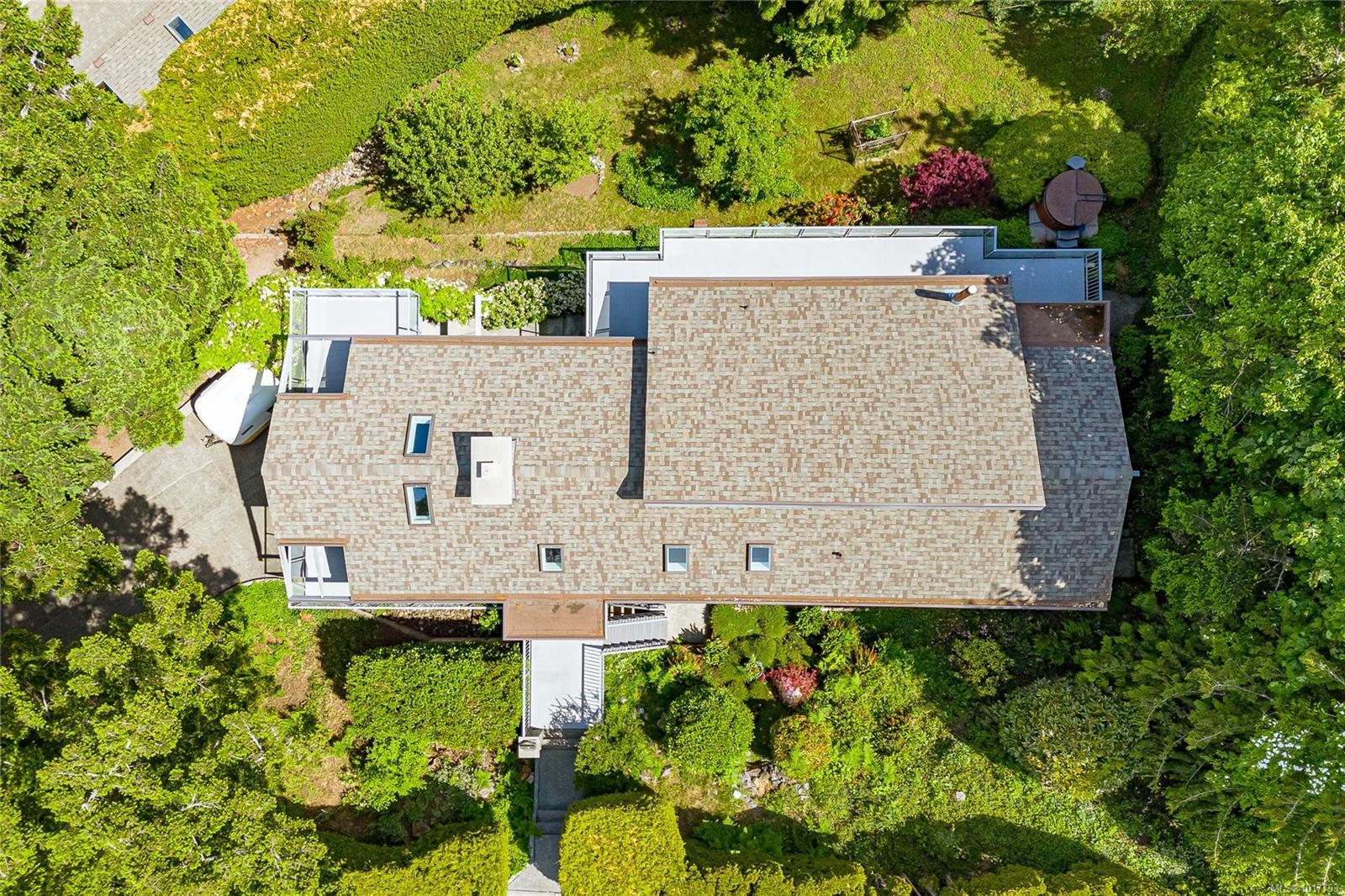 4689 Boulderwood Dr, Saanich, BC