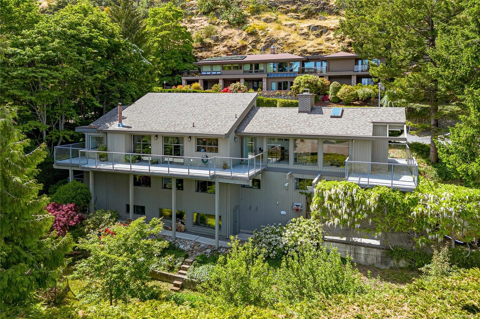 4689 Boulderwood Dr, Saanich, BC