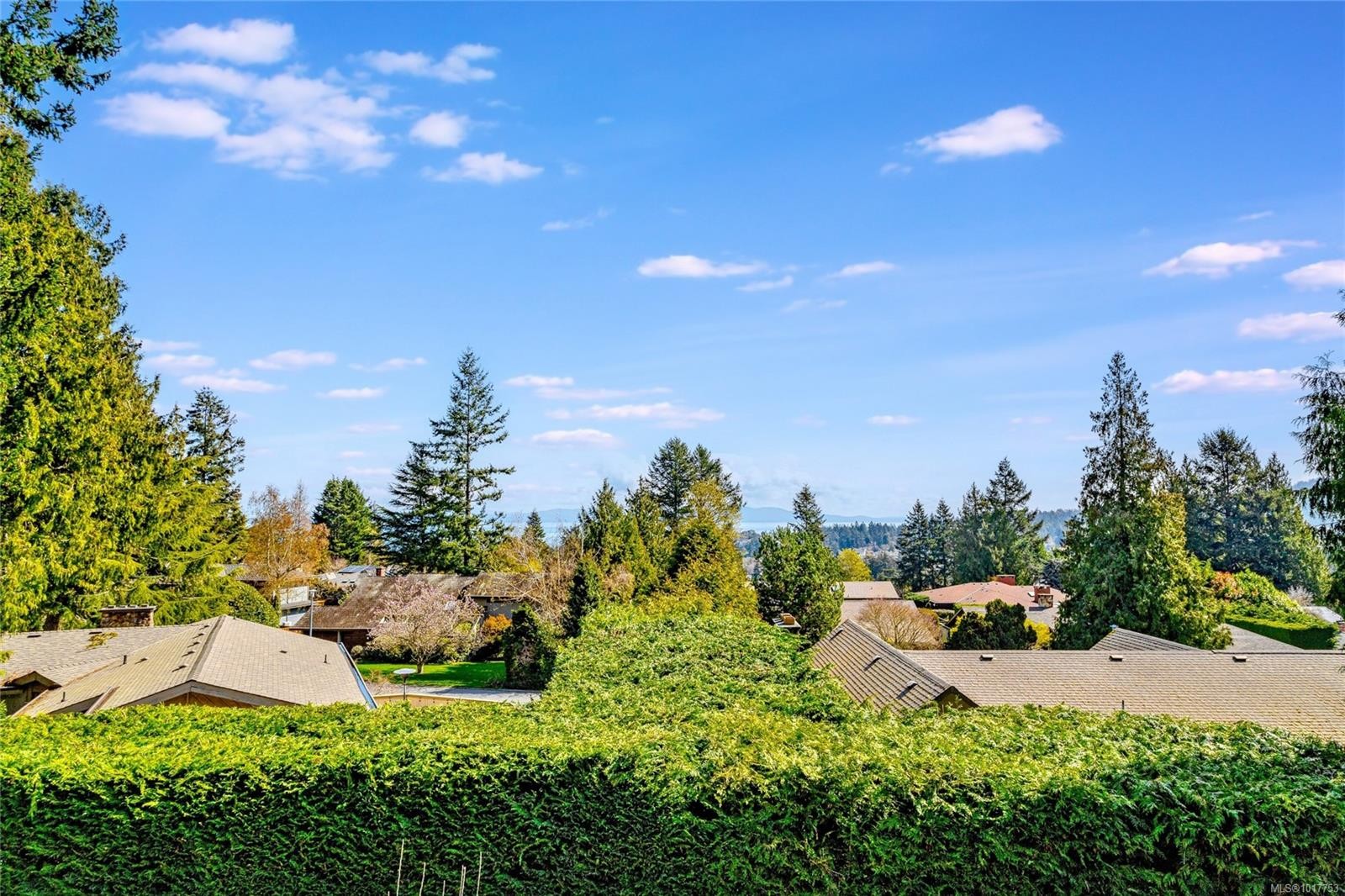 4689 Boulderwood Dr, Saanich, BC