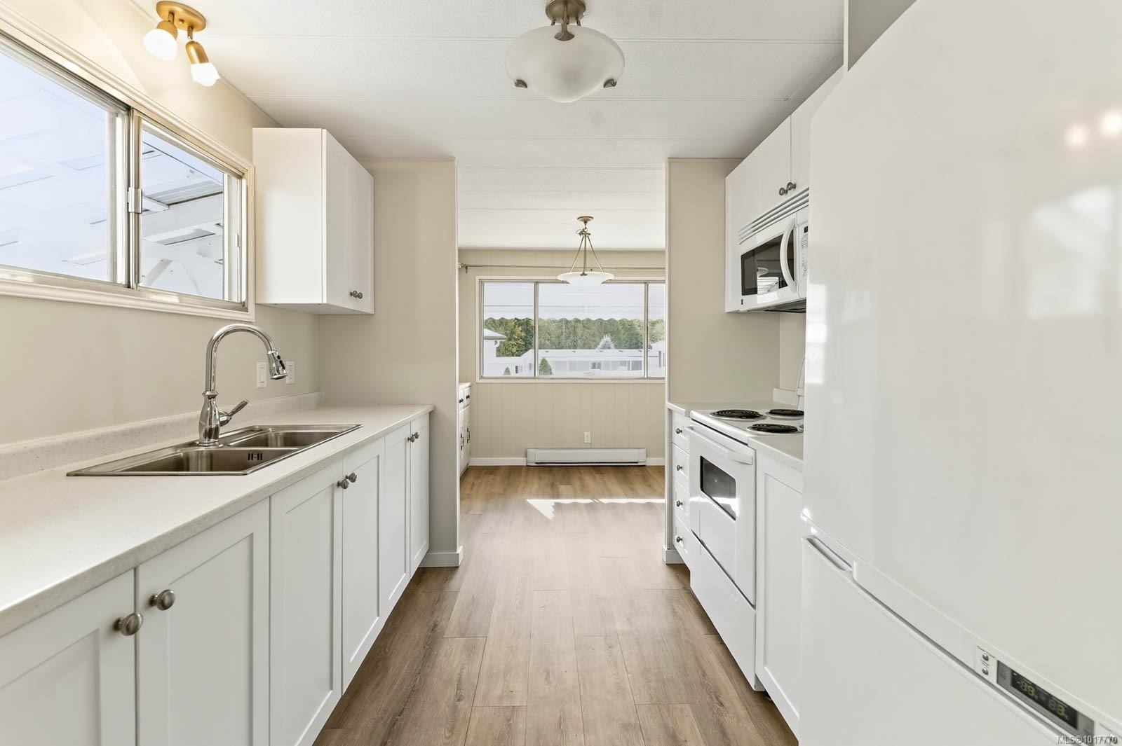 16-4935 Broughton St, Port Alberni, BC