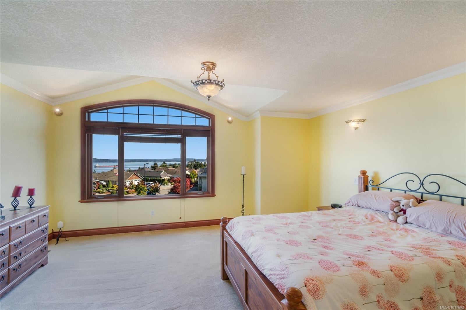 526 Douglas Pl, Ladysmith, BC