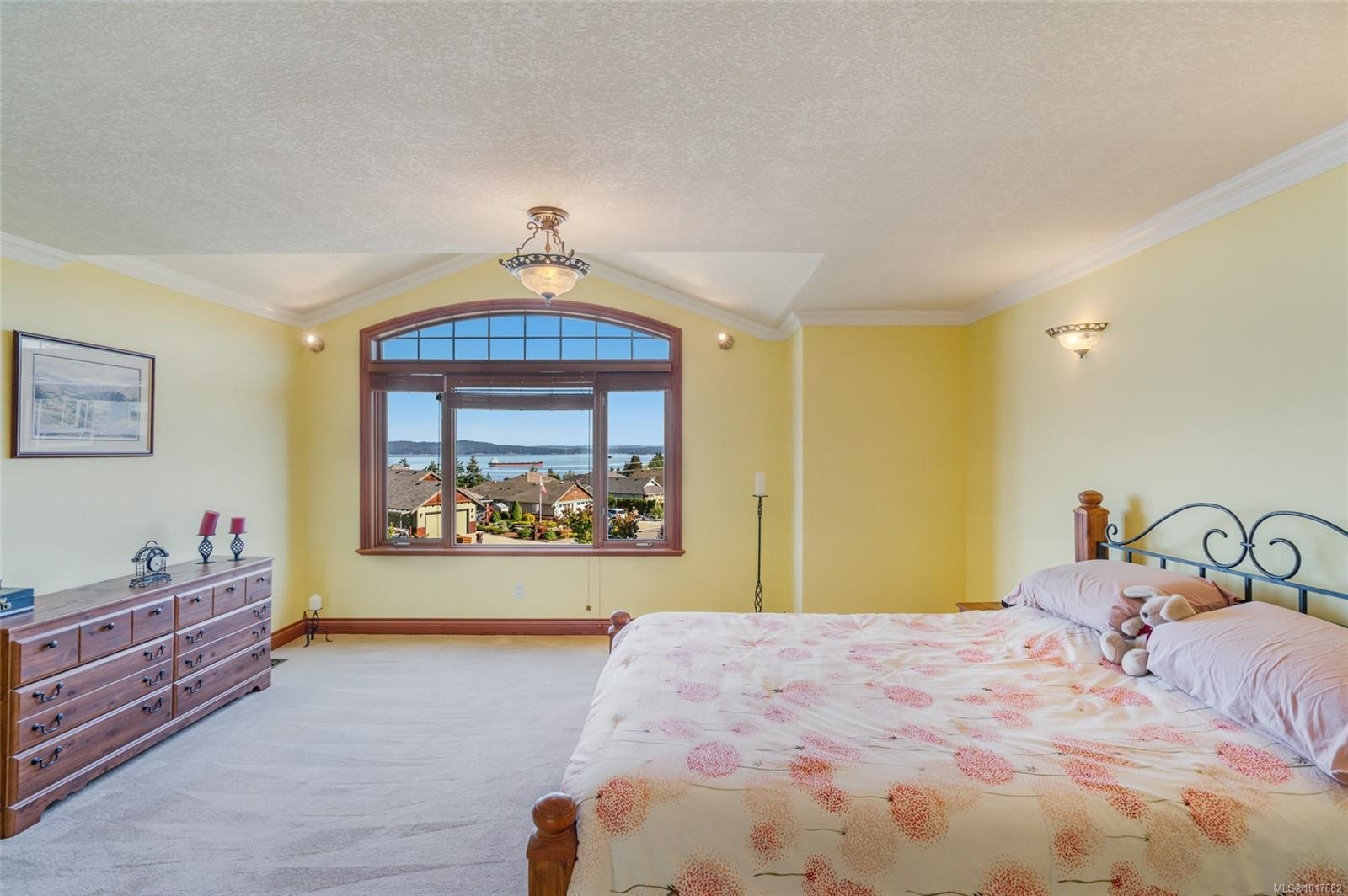 526 Douglas Pl, Ladysmith, BC