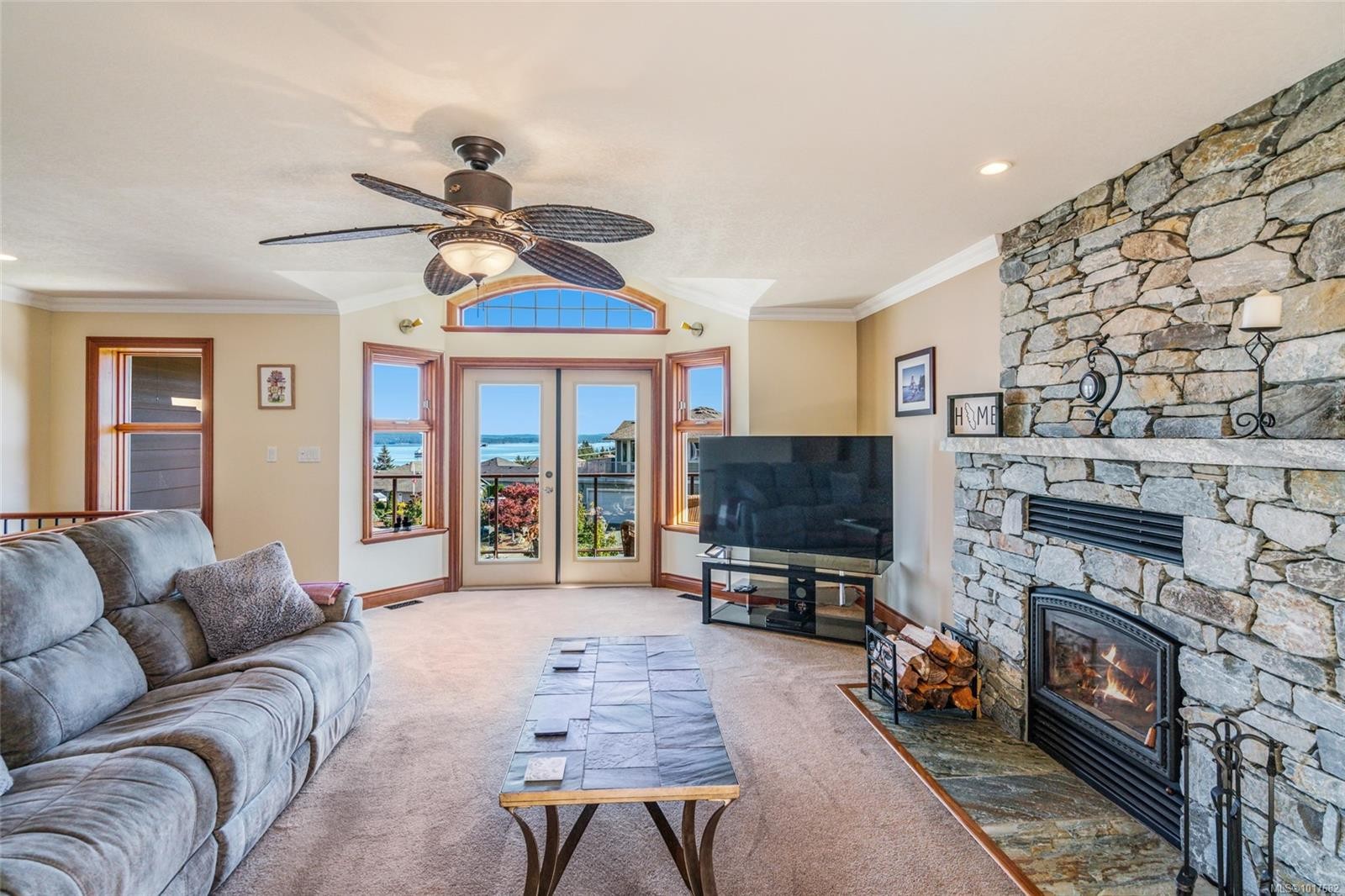 526 Douglas Pl, Ladysmith, BC