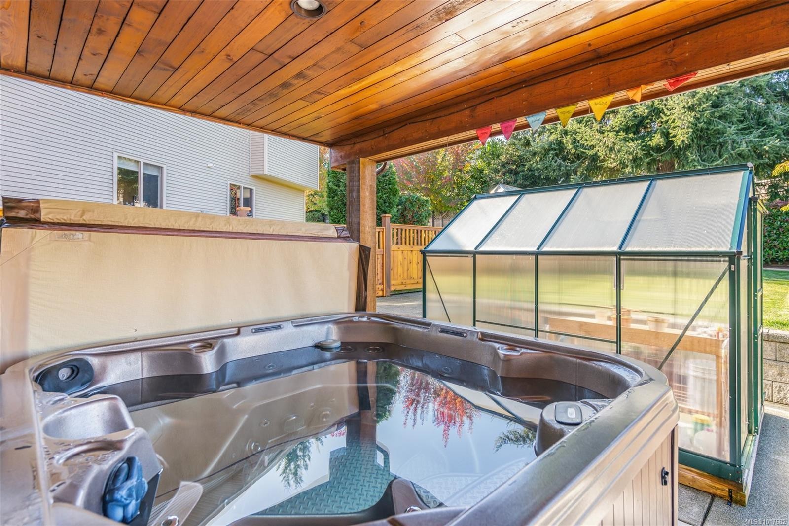 526 Douglas Pl, Ladysmith, BC