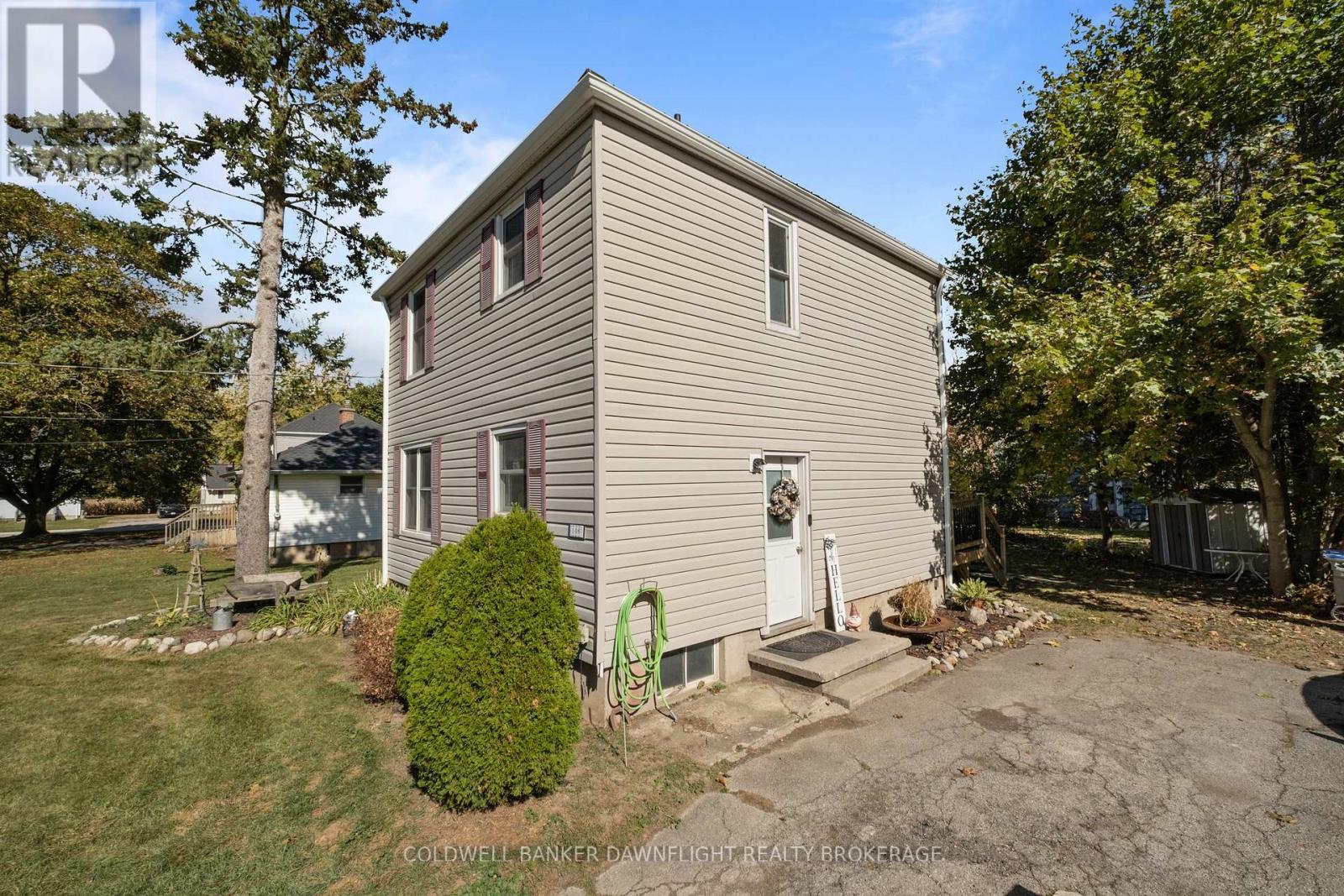 106 Kensington Crescent, South Huron (Stephen), ON - Outdoor