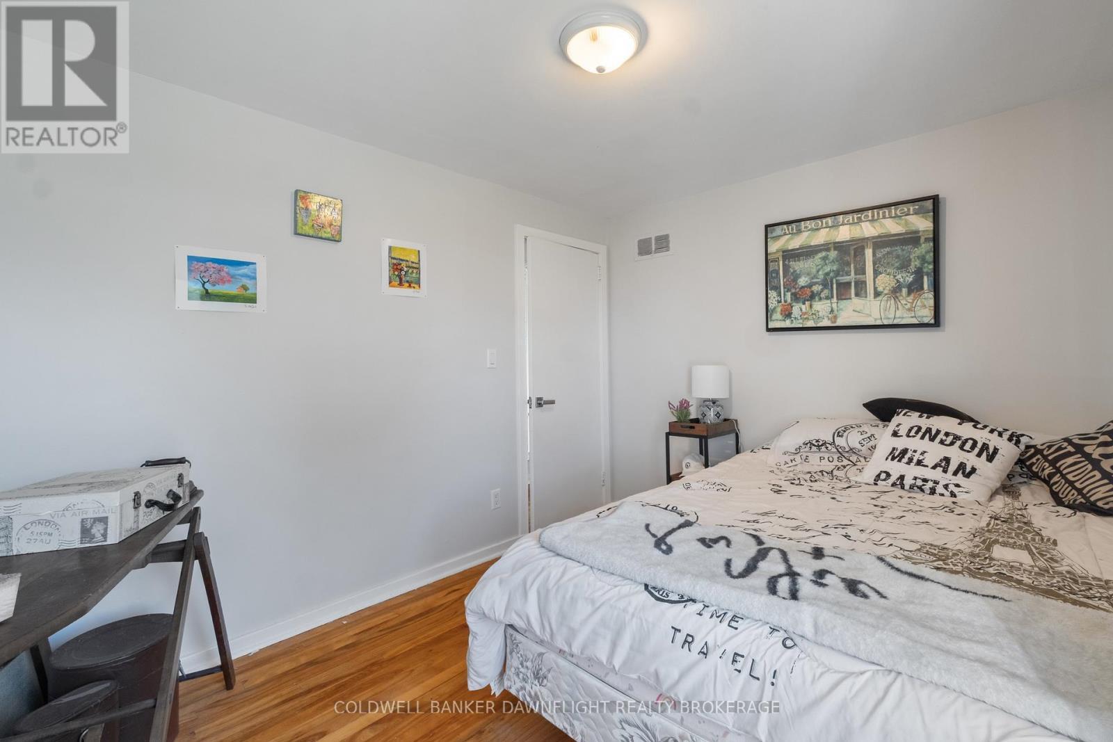 106 Kensington Crescent, South Huron (Stephen), ON - Indoor Photo Showing Bedroom