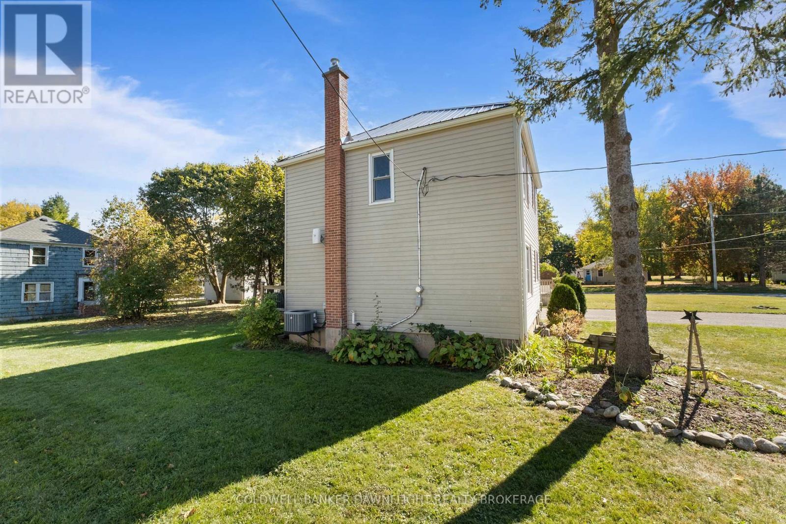 106 Kensington Crescent, South Huron (Stephen), ON - Outdoor