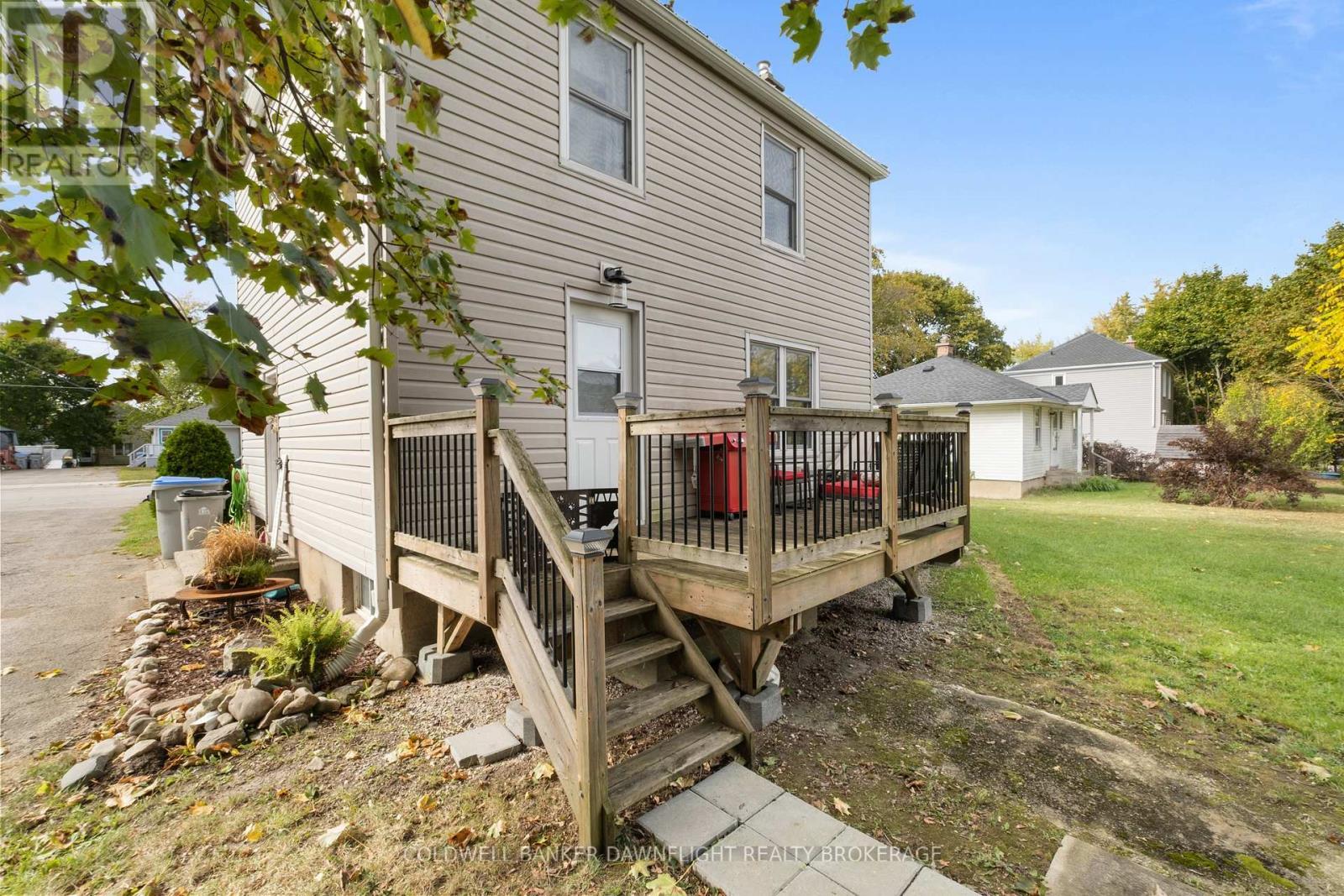 106 Kensington Crescent, South Huron (Stephen), ON - Outdoor With Deck Patio Veranda