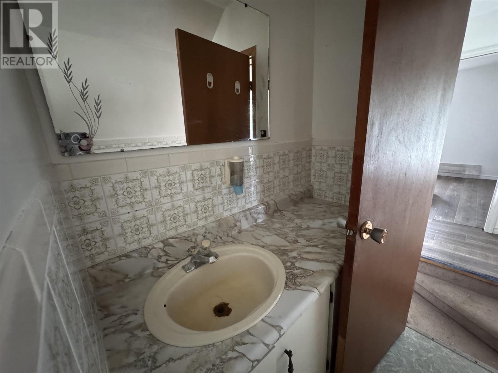 36 Lansdowne St N|36 Lansdowne Street North, Chapleau, ON - Indoor Photo Showing Bathroom