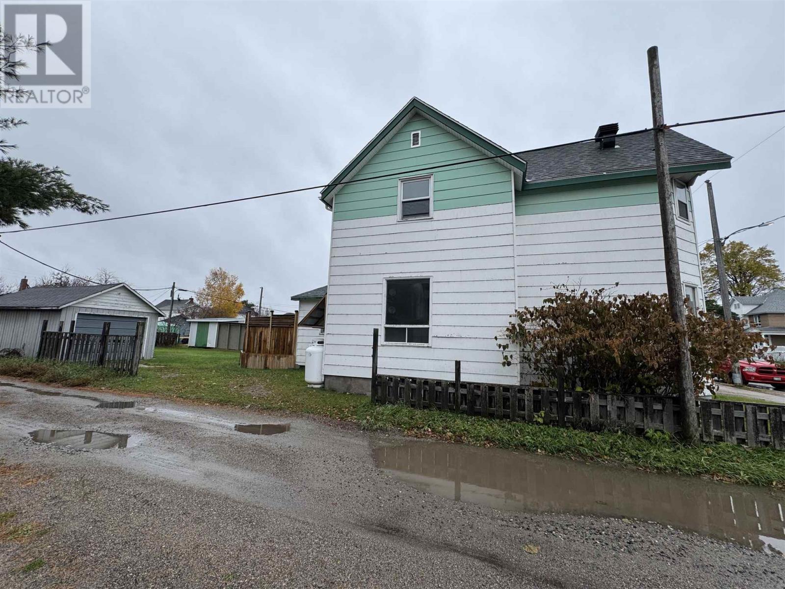 36 Lansdowne St N|36 Lansdowne Street North, Chapleau, ON - Outdoor