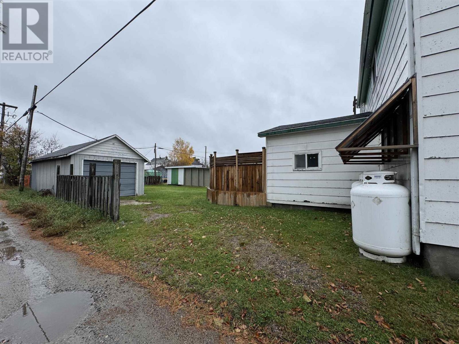 36 Lansdowne St N|36 Lansdowne Street North, Chapleau, ON - Outdoor