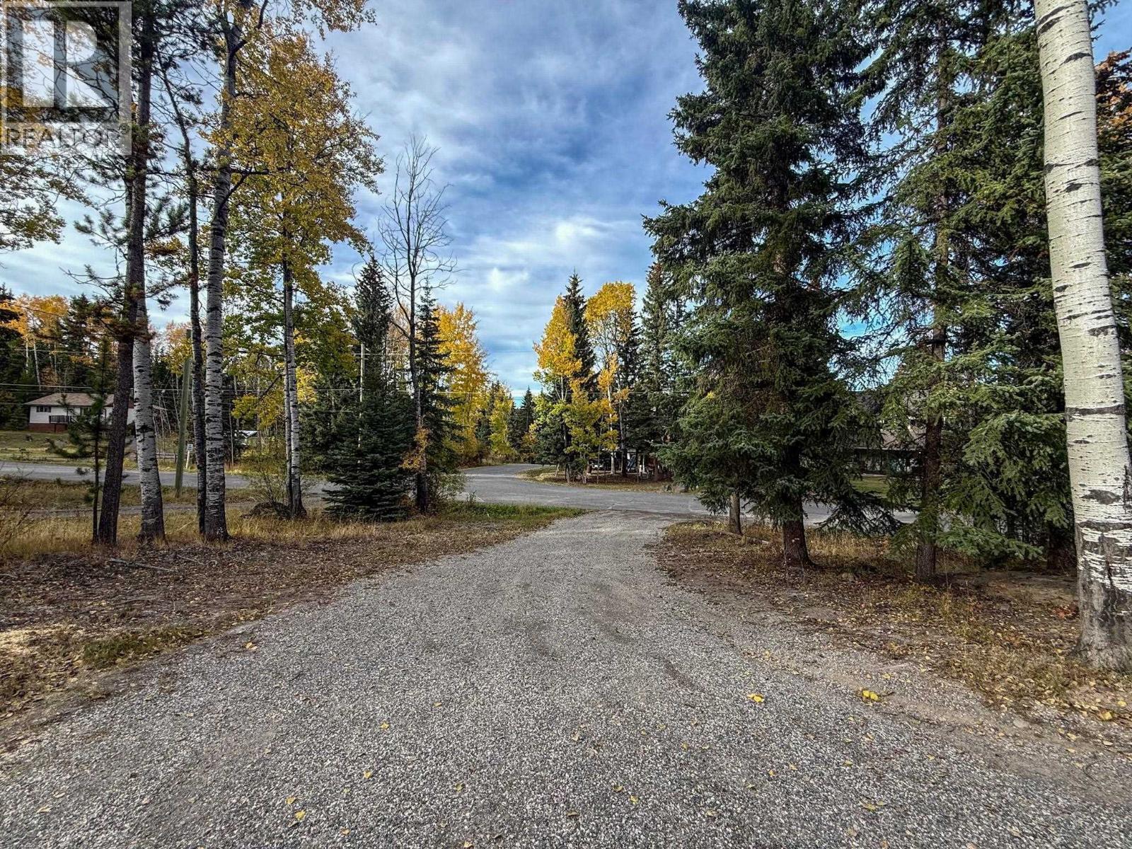 6340 Wolfe Road, Horse Lake, BC - Outdoor With View