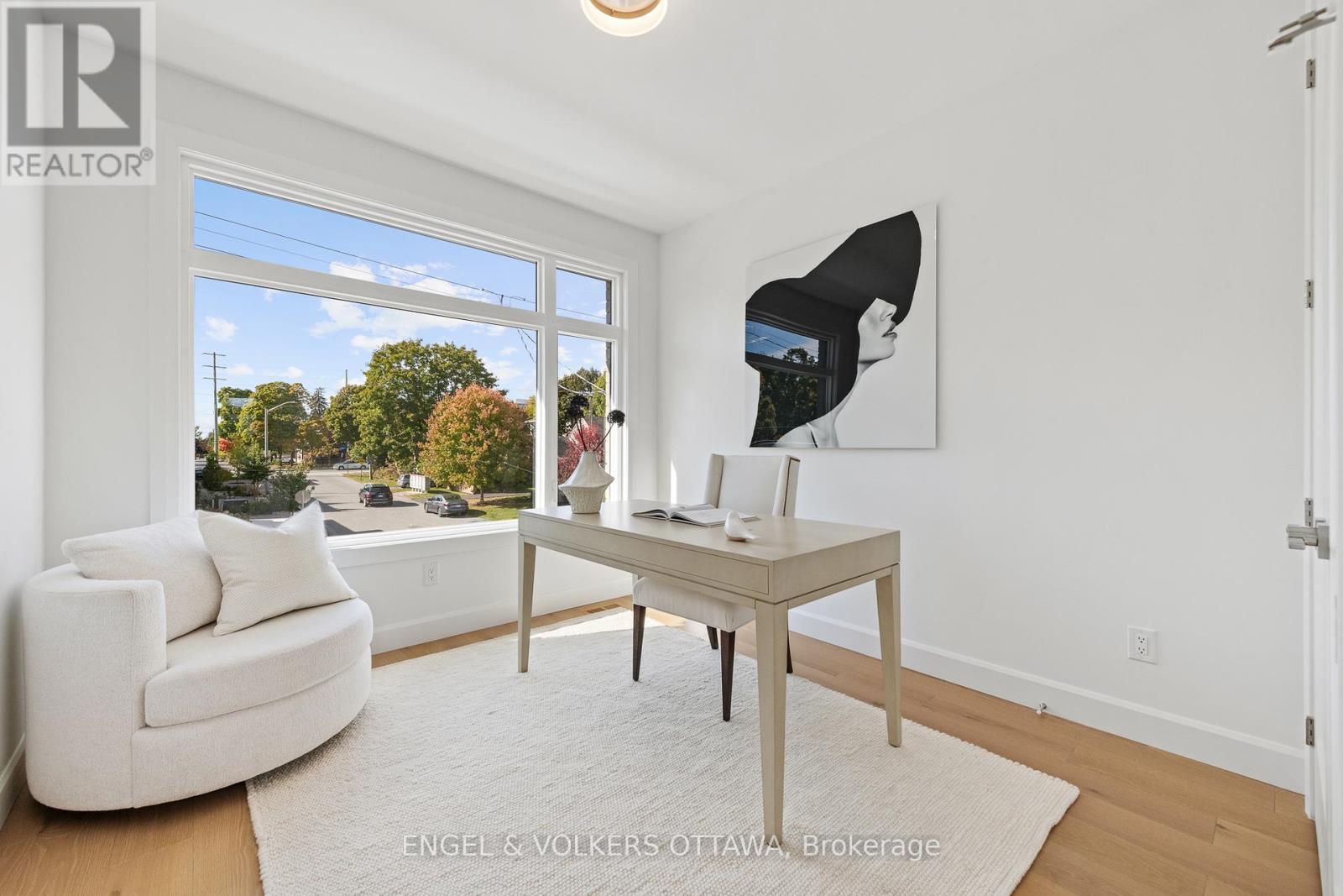 493 Highcroft Avenue, Ottawa, ON - Indoor