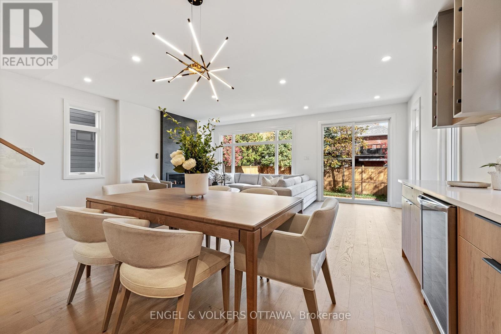 493 Highcroft Avenue, Ottawa, ON - Indoor