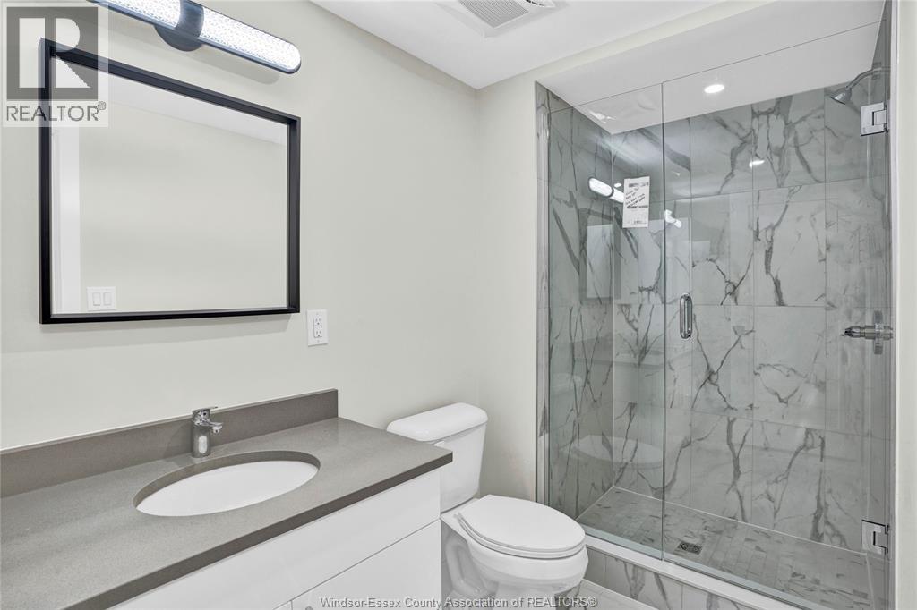 2600 Sandwich West Parkway Unit# 301, Lasalle, ON - Indoor Photo Showing Bathroom