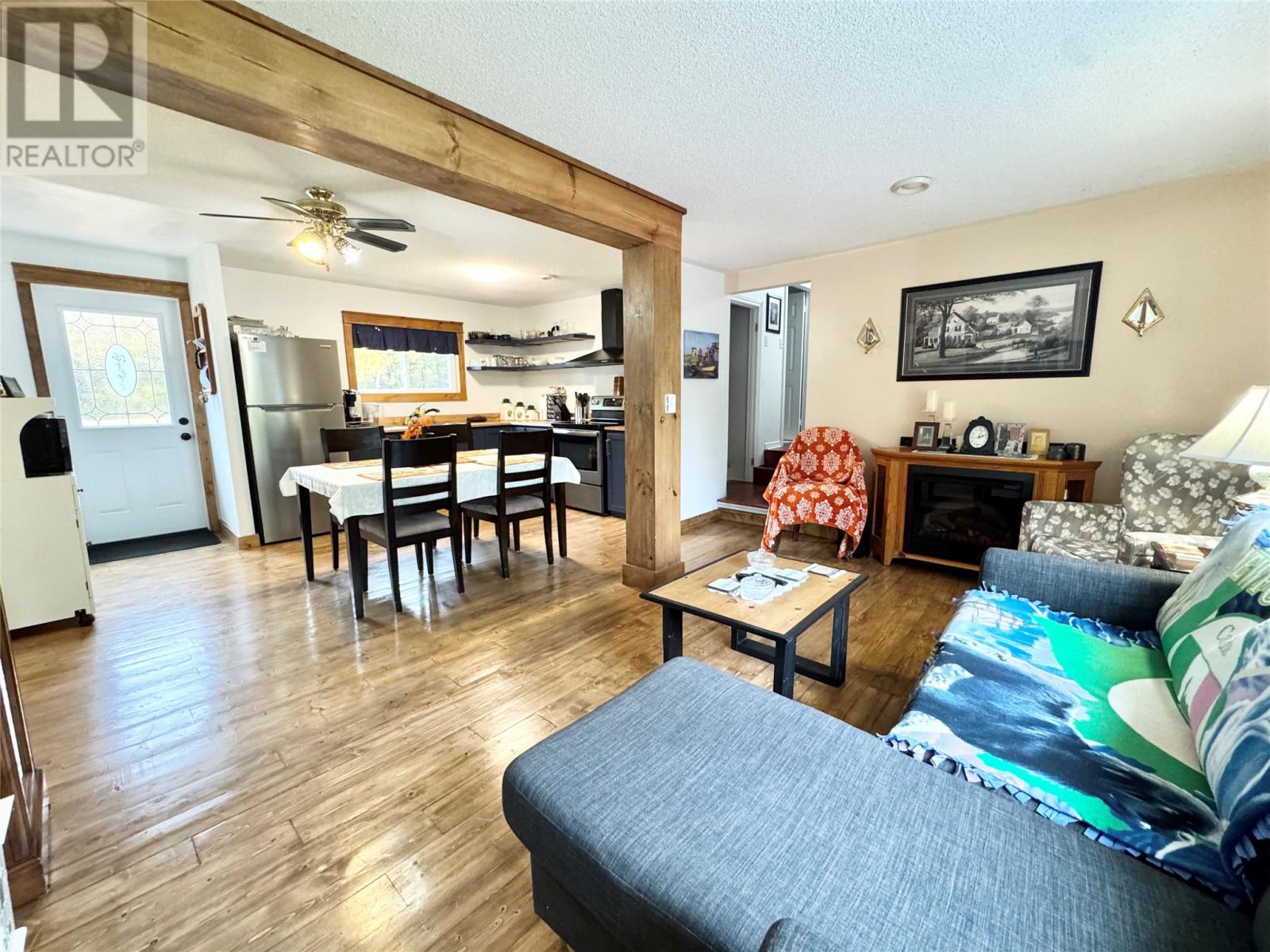 38 Road To The Isles Other, Summerford, NL - Indoor Photo Showing Living Room