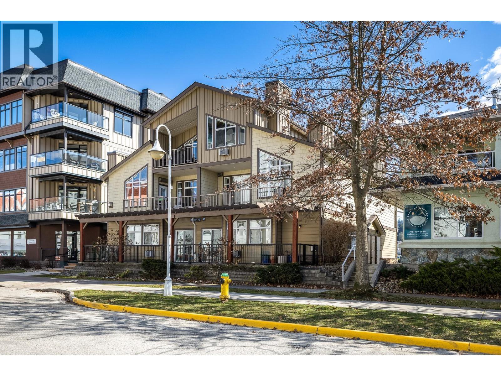 140 Harbourfront Drive Ne Unit# 1 Lot# 1, Salmon Arm, BC