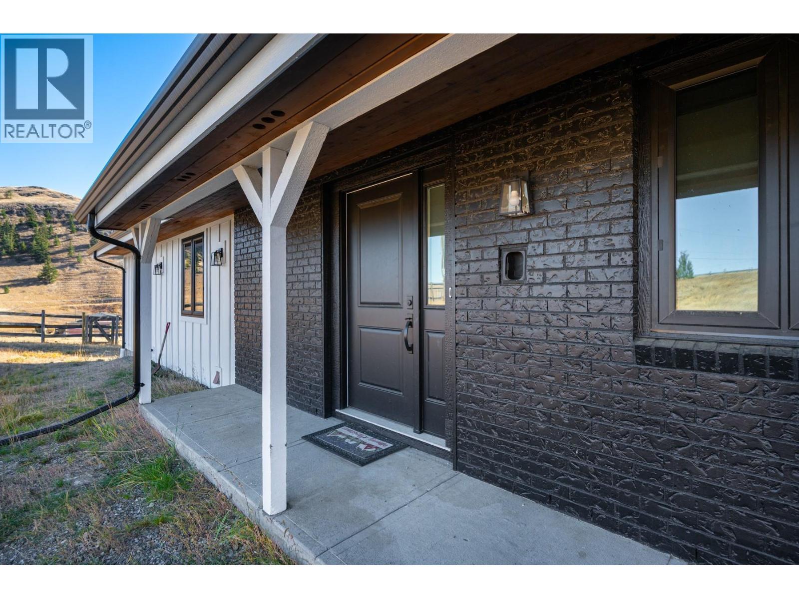 272 Goose Lake Road, Kamloops, BC - Outdoor With Exterior
