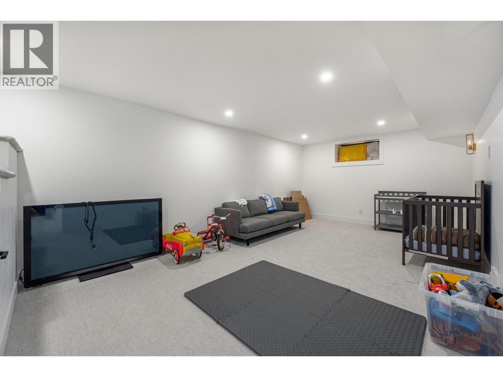 272 Goose Lake Road, Kamloops, BC - Indoor