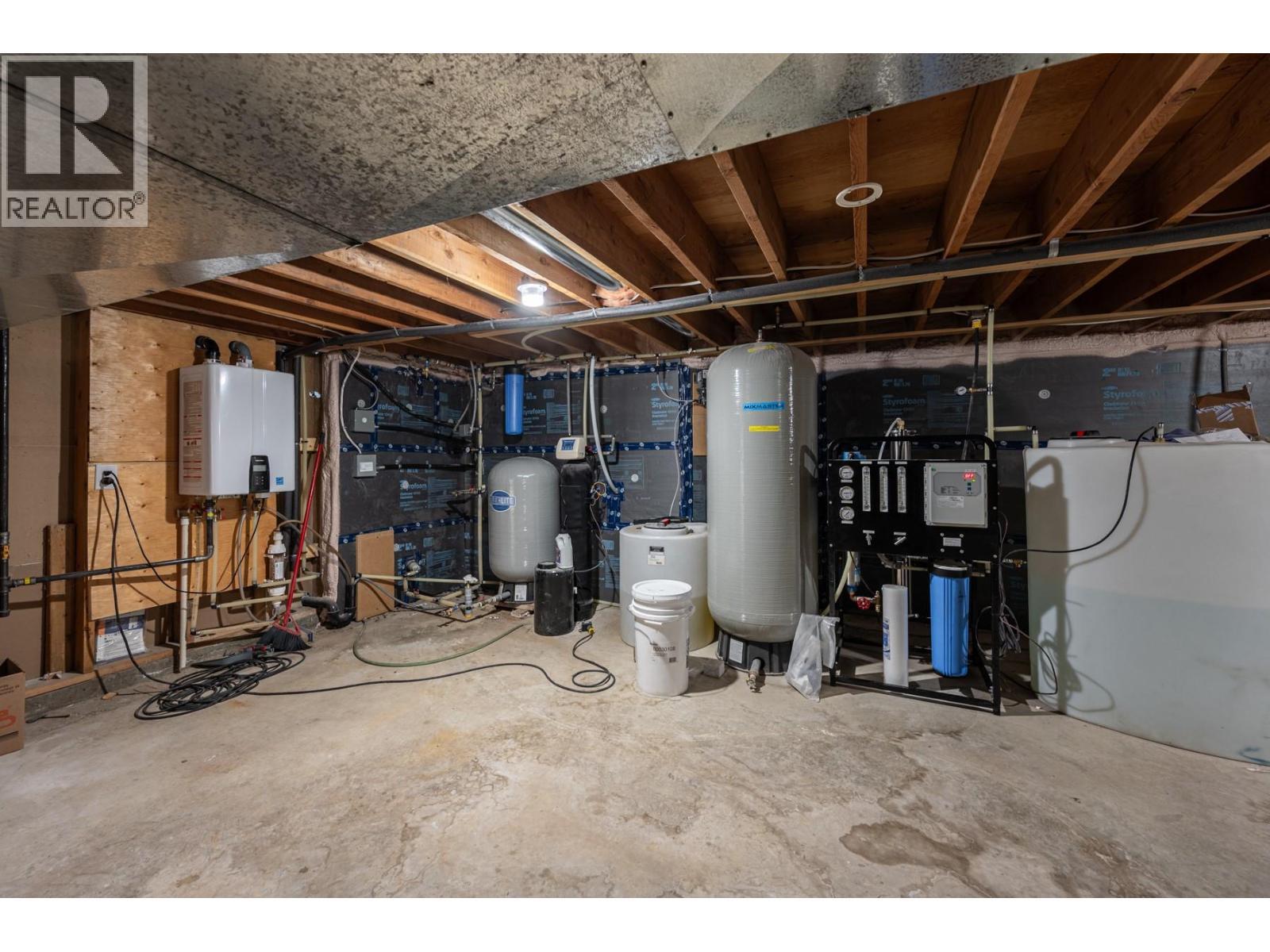 272 Goose Lake Road, Kamloops, BC - Indoor Photo Showing Basement