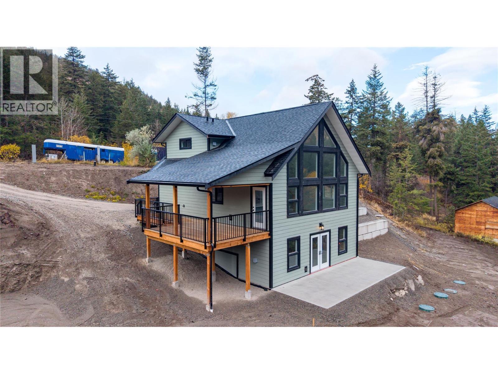 645 Grand Oro Road, Kaleden, BC - Outdoor