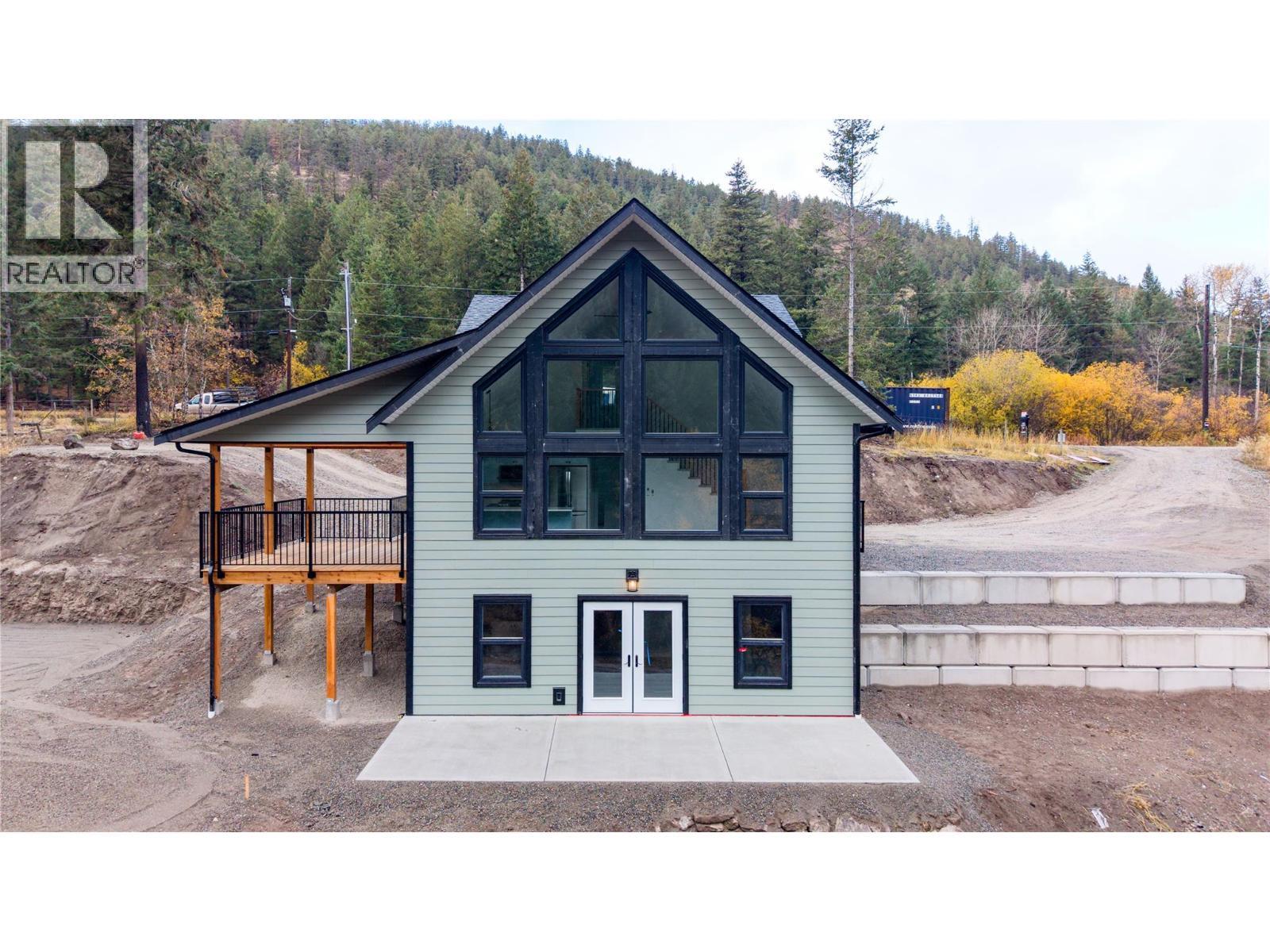 645 Grand Oro Road, Kaleden, BC - Outdoor