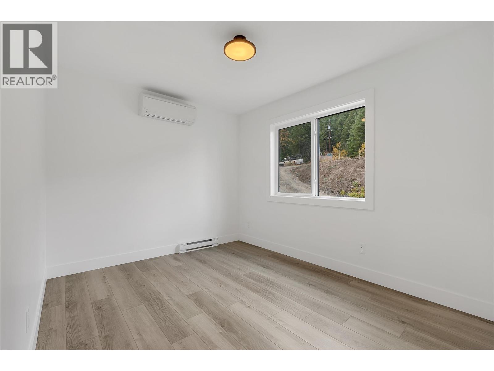 645 Grand Oro Road, Kaleden, BC - Indoor Photo Showing Other Room