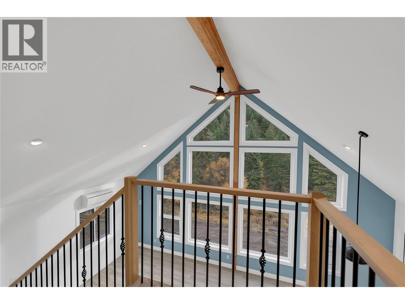 645 Grand Oro Road, Kaleden, BC - Indoor Photo Showing Other Room