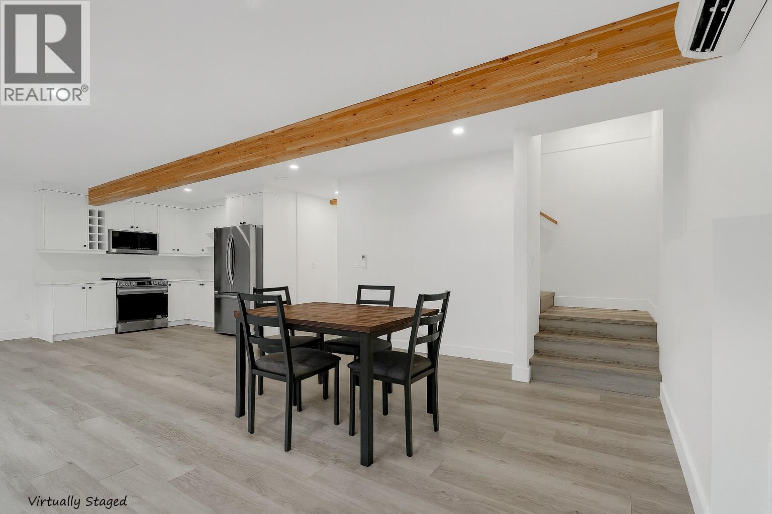 645 Grand Oro Road, Kaleden, BC - Indoor Photo Showing Other Room