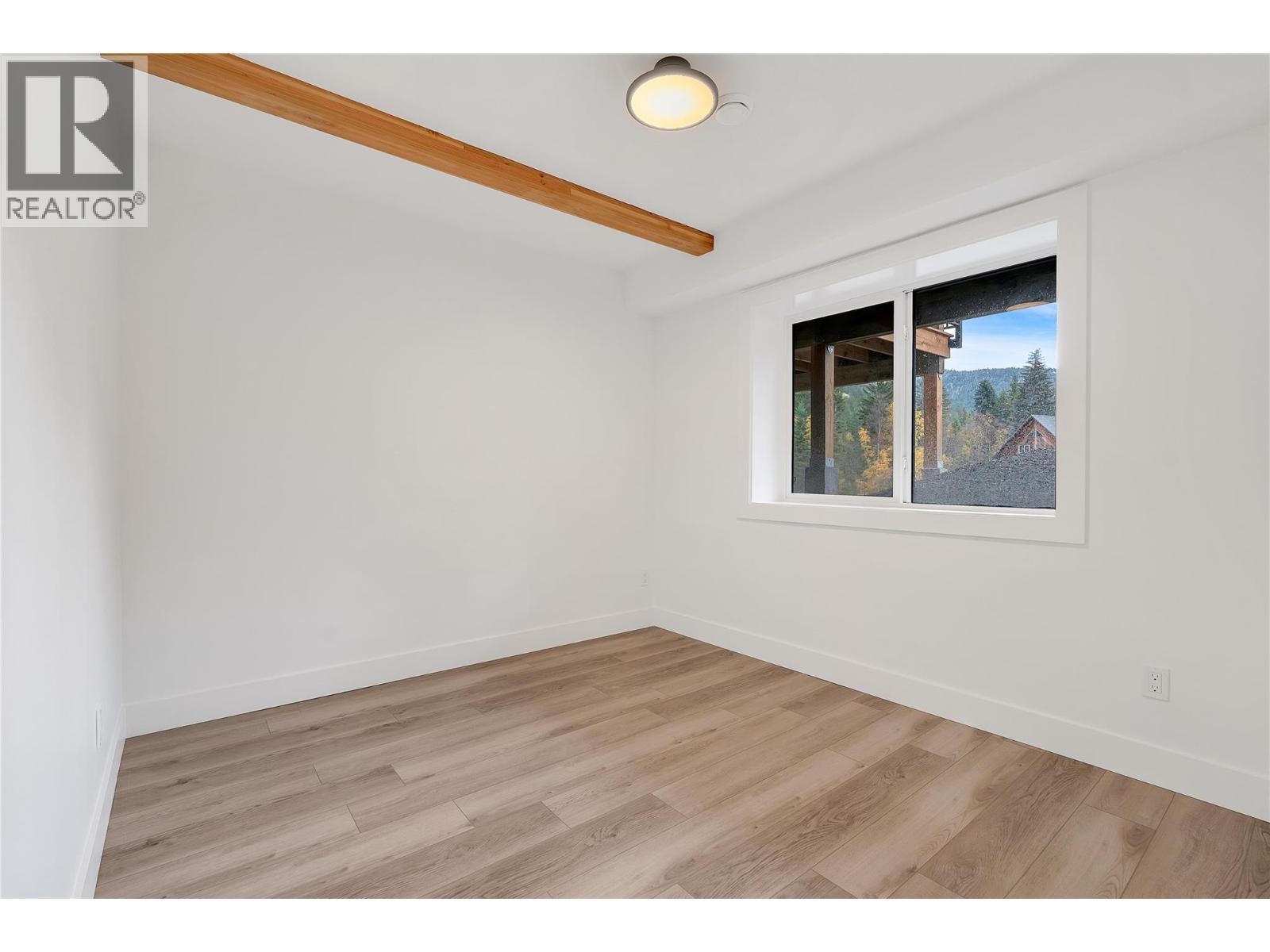 645 Grand Oro Road, Kaleden, BC - Indoor Photo Showing Other Room