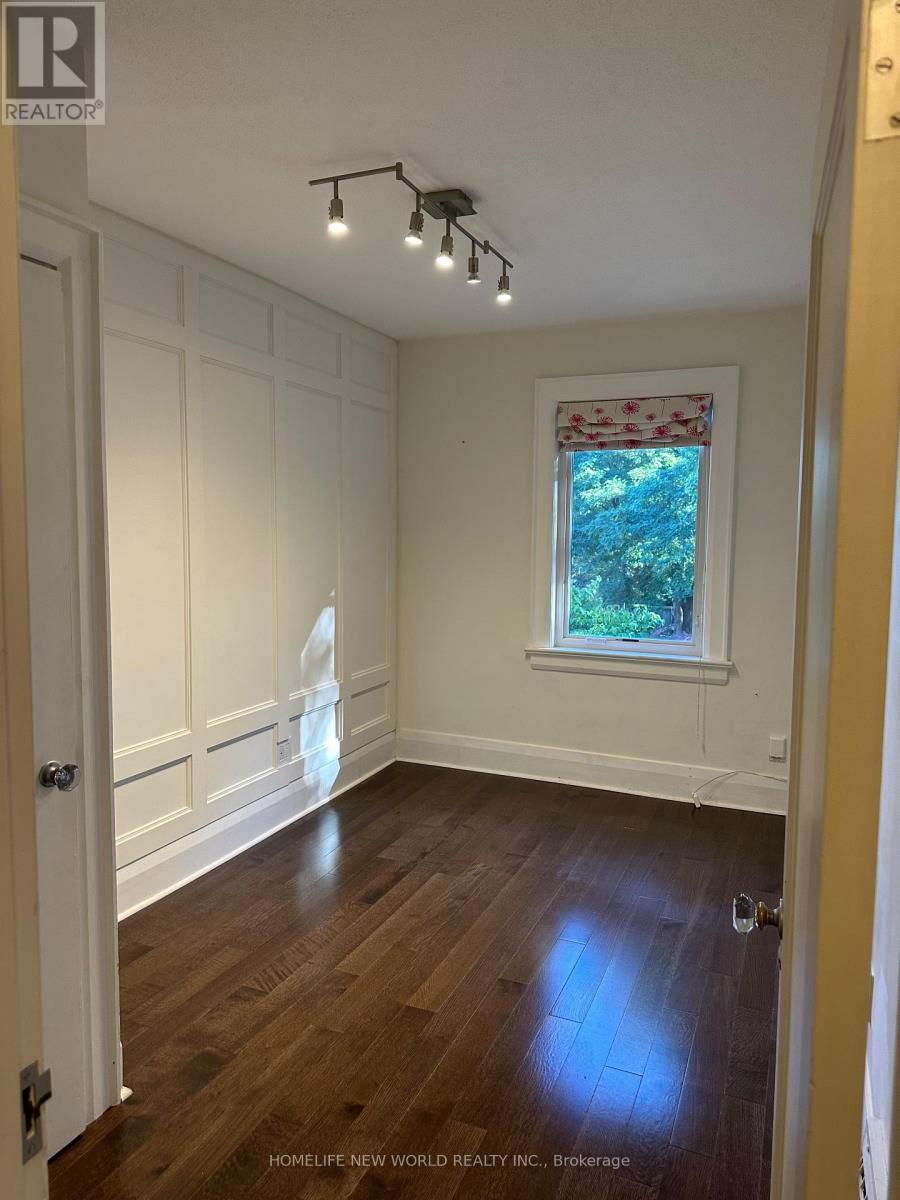 1621 Mount Pleasant Road, Toronto, ON - Indoor Photo Showing Other Room