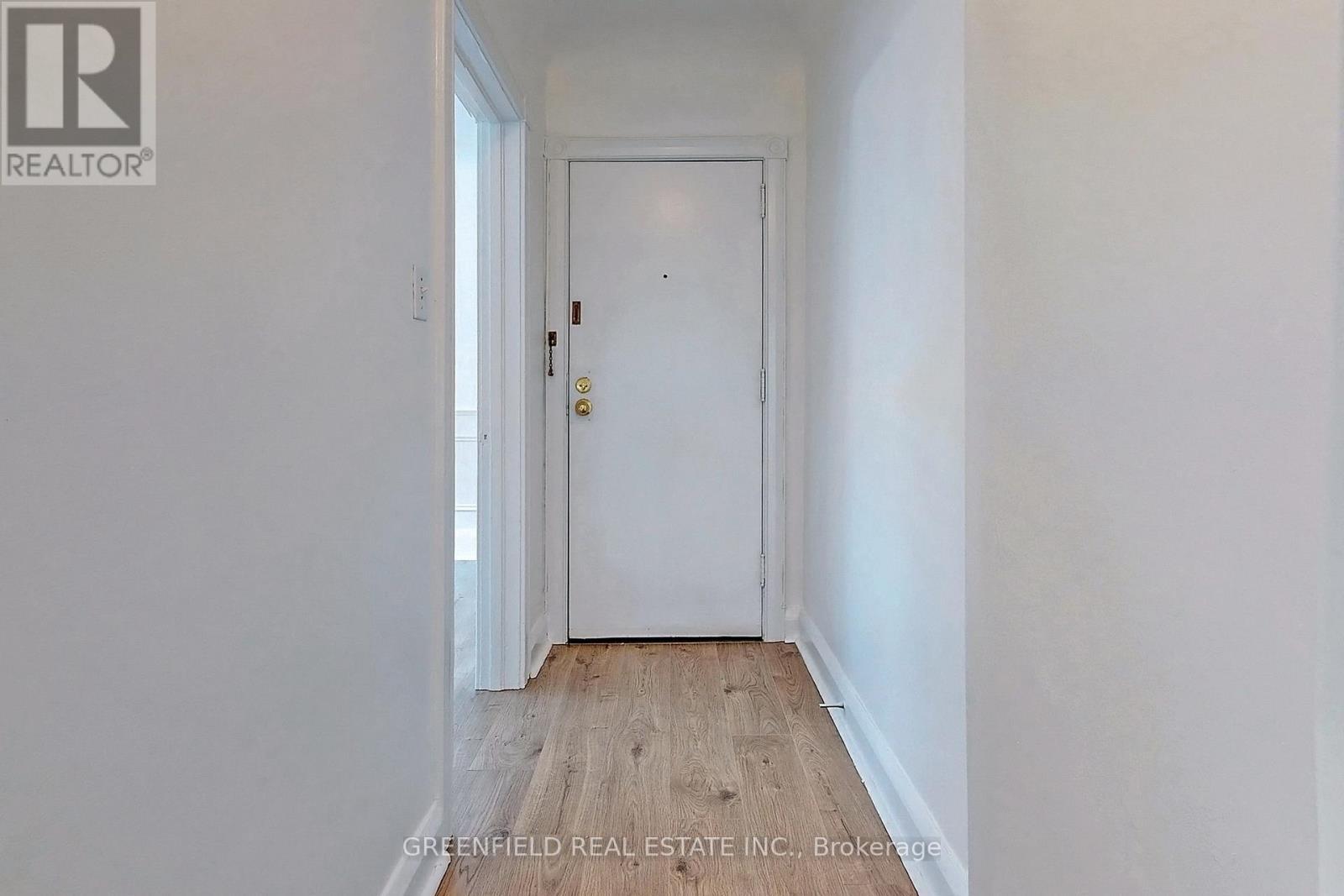 Upper - 1747 Bayview Avenue, Toronto, ON - Indoor Photo Showing Other Room