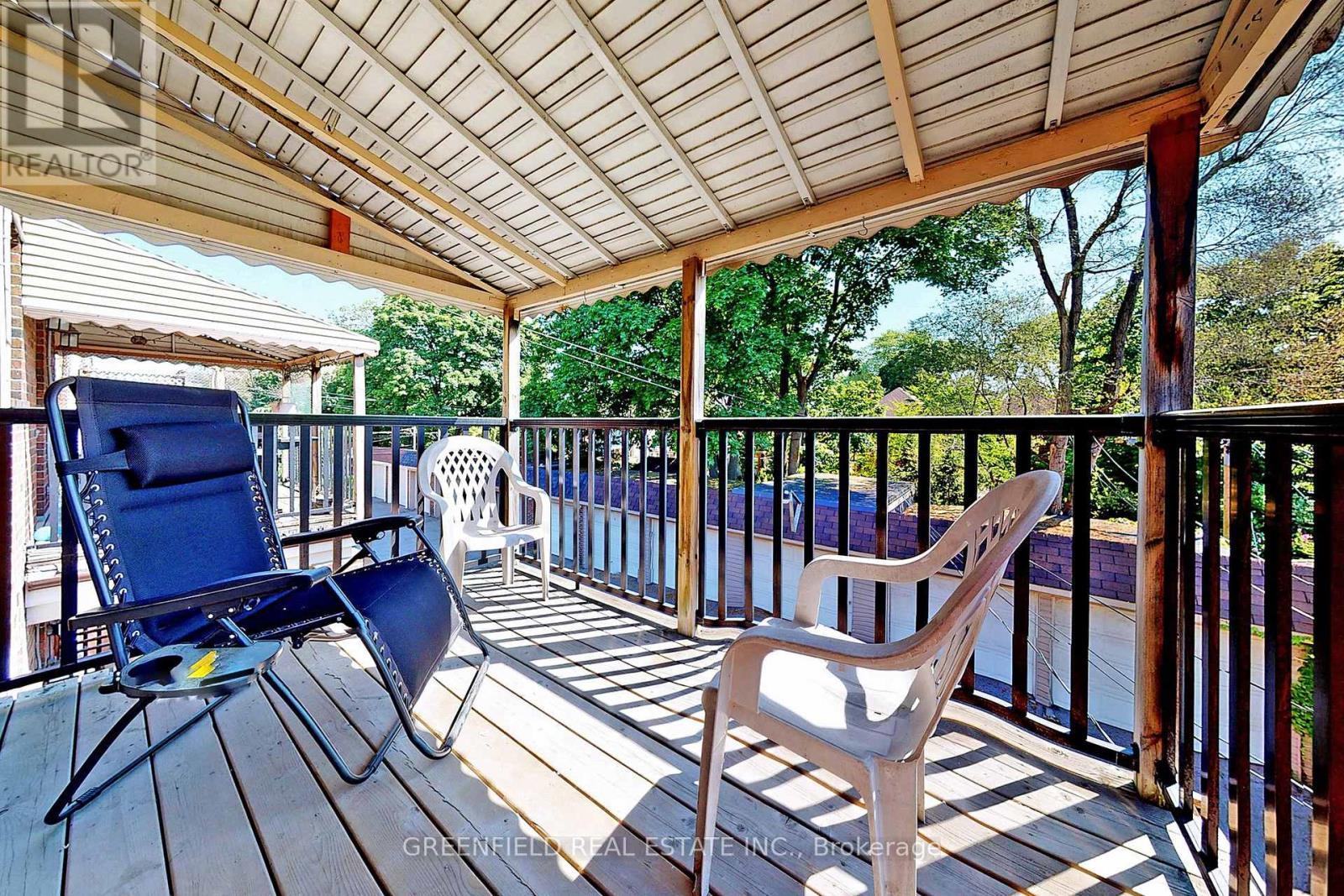Upper - 1747 Bayview Avenue, Toronto, ON - Outdoor With Deck Patio Veranda