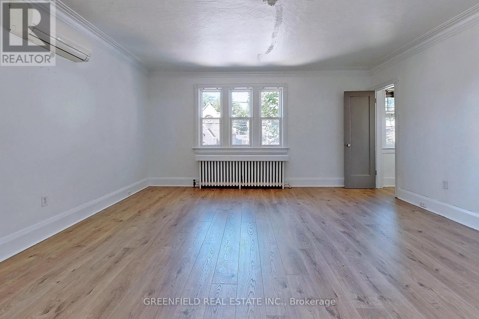 Upper - 1747 Bayview Avenue, Toronto, ON - Indoor Photo Showing Other Room