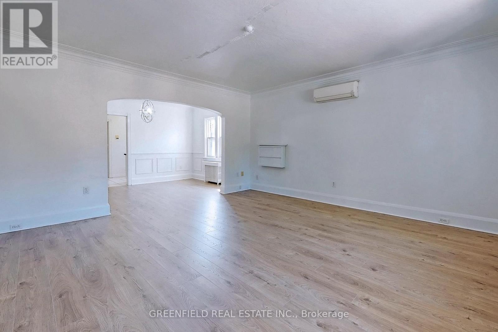 Upper - 1747 Bayview Avenue, Toronto, ON - Indoor Photo Showing Other Room