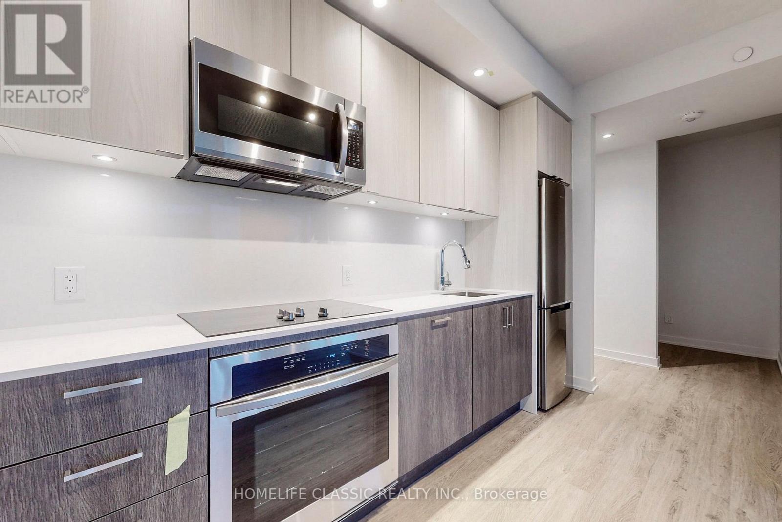 2902 - 1928 Lake Shore Boulevard W, Toronto, ON - Indoor Photo Showing Kitchen With Stainless Steel Kitchen With Upgraded Kitchen
