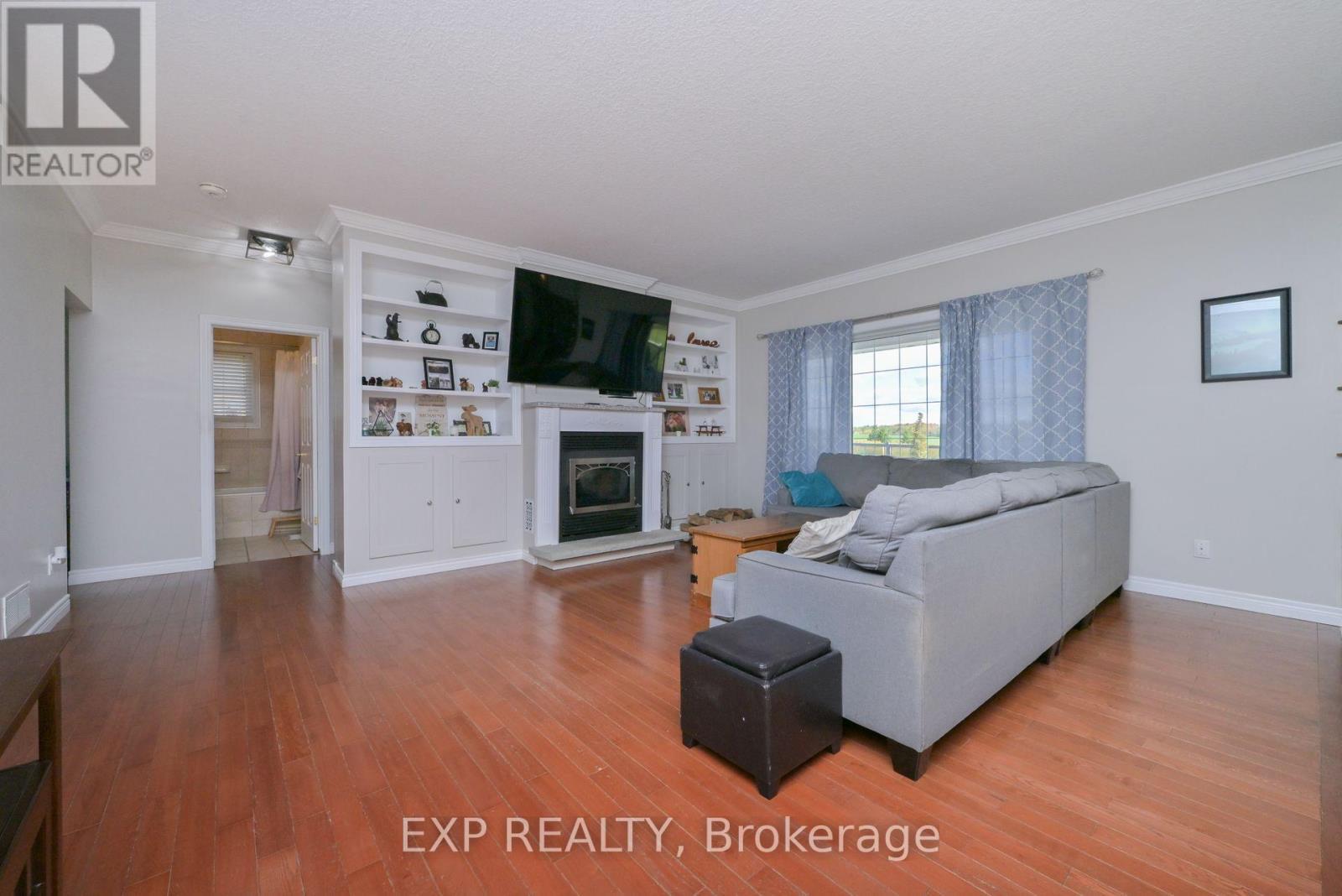 Great Room - 434499 4Th Line, Amaranth, ON - Indoor Photo Showing Living Room With Fireplace