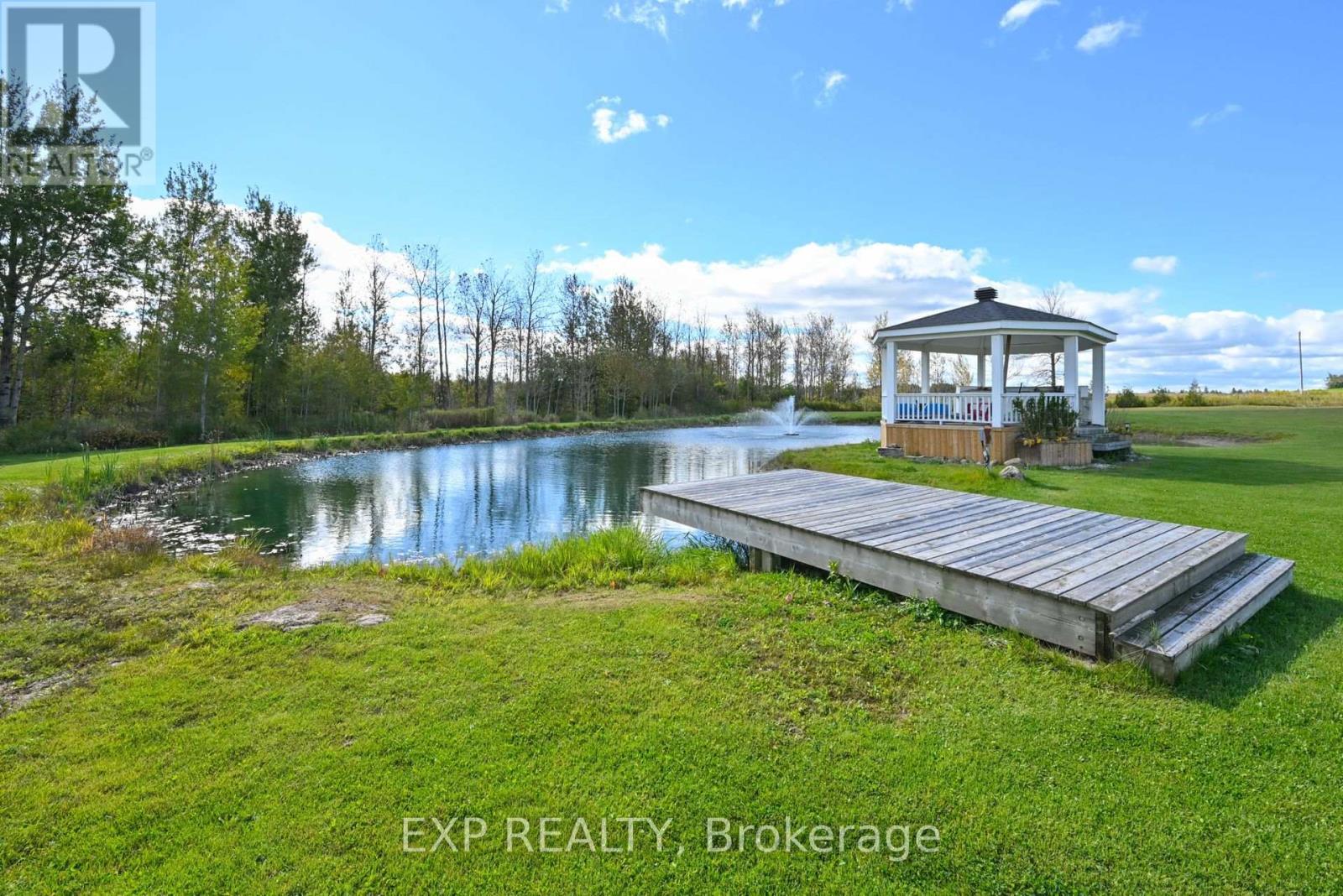 Fishing with the kids - 434499 4Th Line, Amaranth, ON - Outdoor