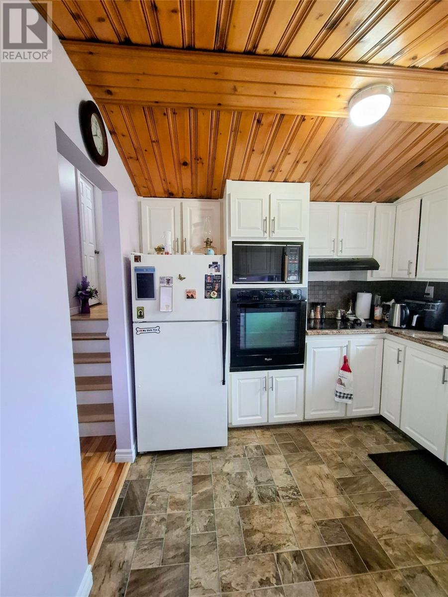 7 Cloud Drive, Roddickton, NL - Indoor Photo Showing Kitchen
