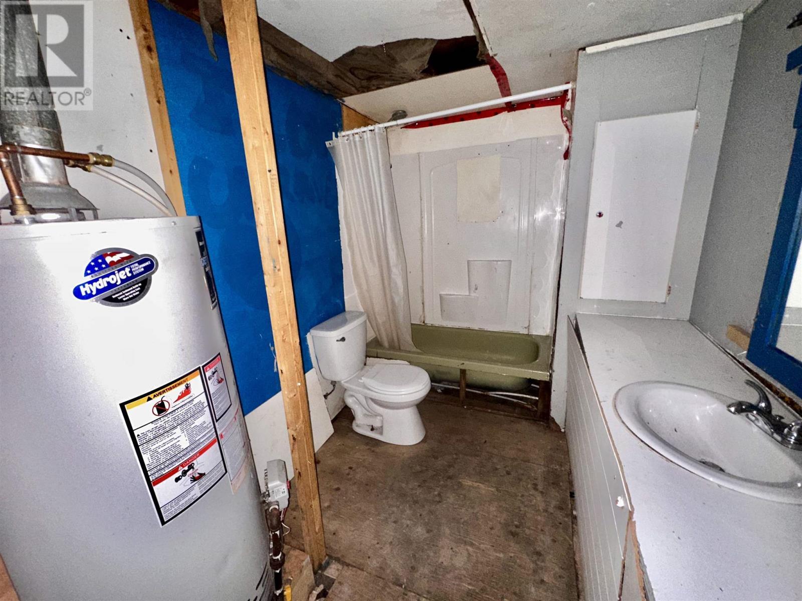51 Doyle Ave, Spanish, ON - Indoor Photo Showing Bathroom
