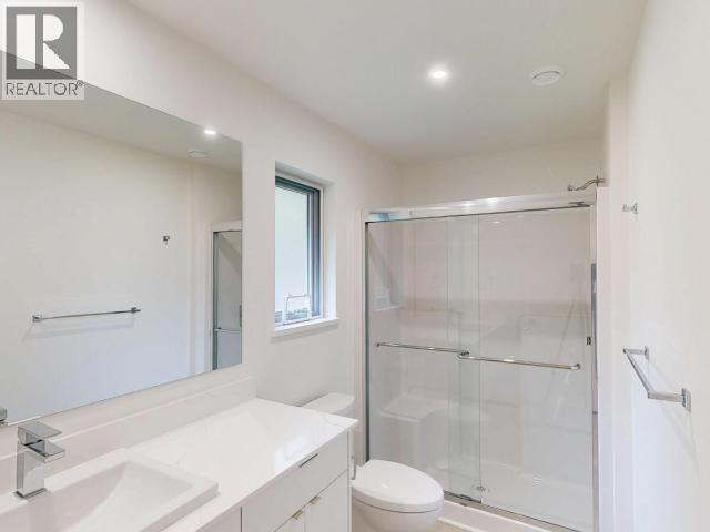 7156 Edgehill Crescent, Powell River, BC - Indoor Photo Showing Bathroom