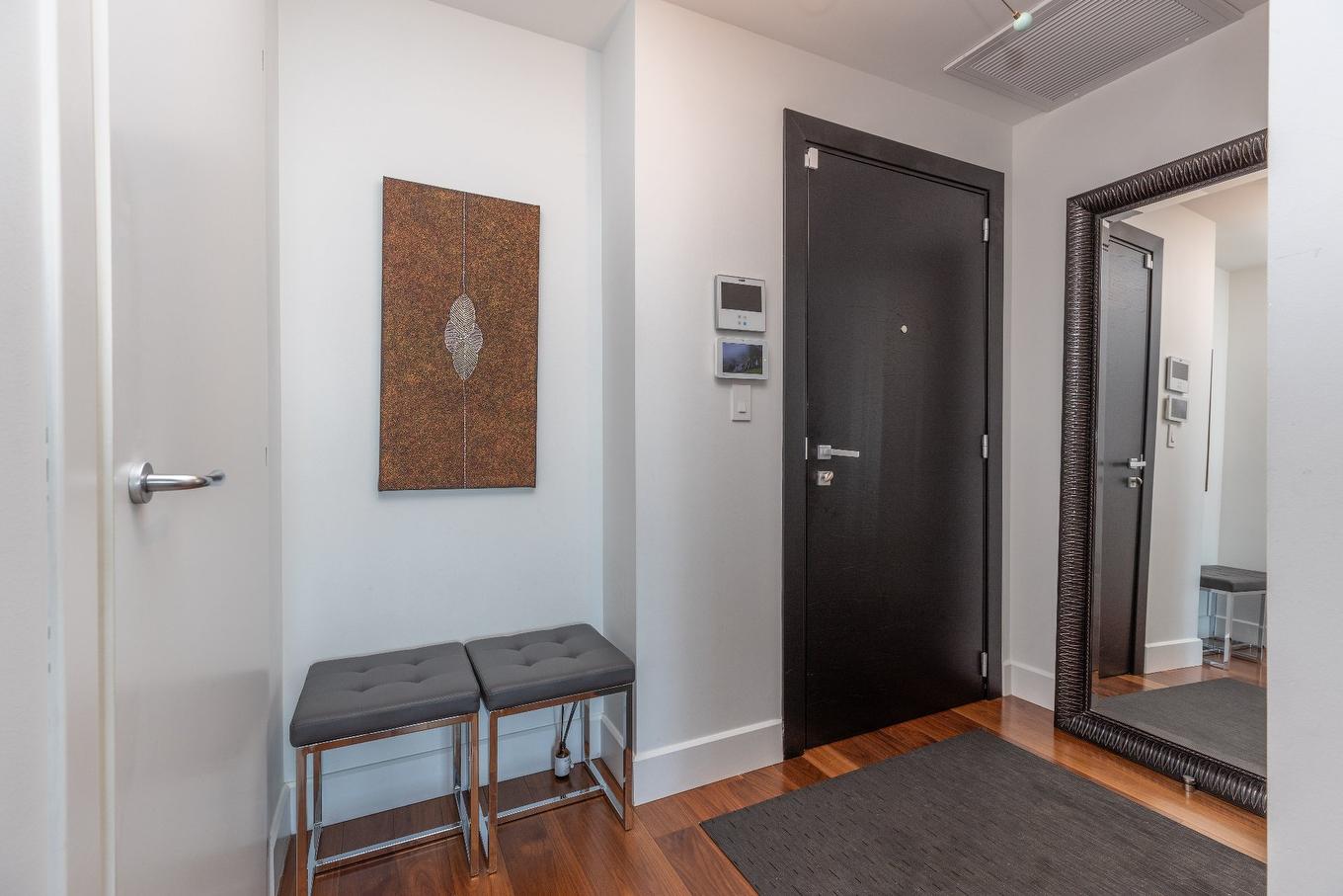 Hall d'entrée/Vestibule - 405-5 Rue Dante, Montréal (Rosemont/La Petite-Patrie), QC - Indoor Photo Showing Other Room