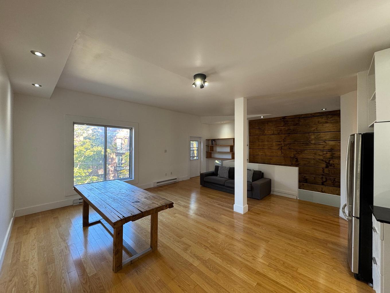 Dining room - 4526 Rue Chambord, Montréal (Le Plateau-Mont-Royal), QC - Indoor Photo Showing Other Room