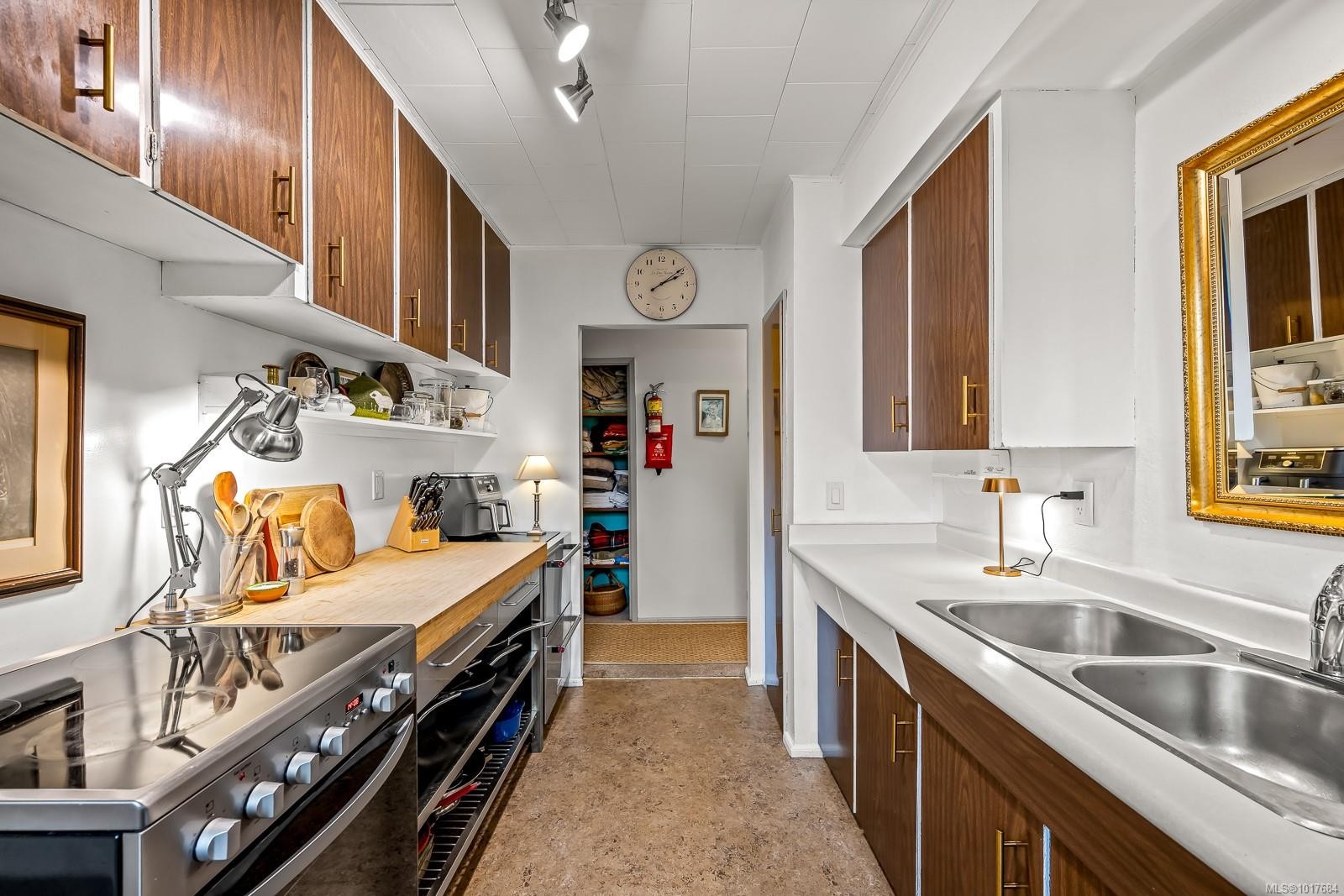 997 Belwood Rd, Cortes Island, BC