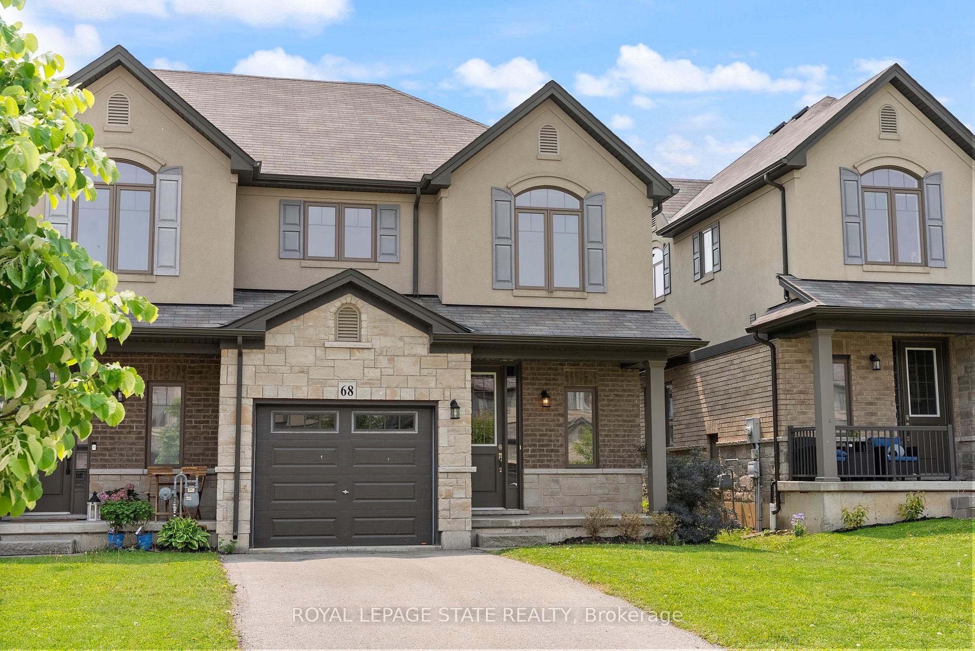 68 Dodman Crescent, Hamilton, ON - Outdoor With Facade