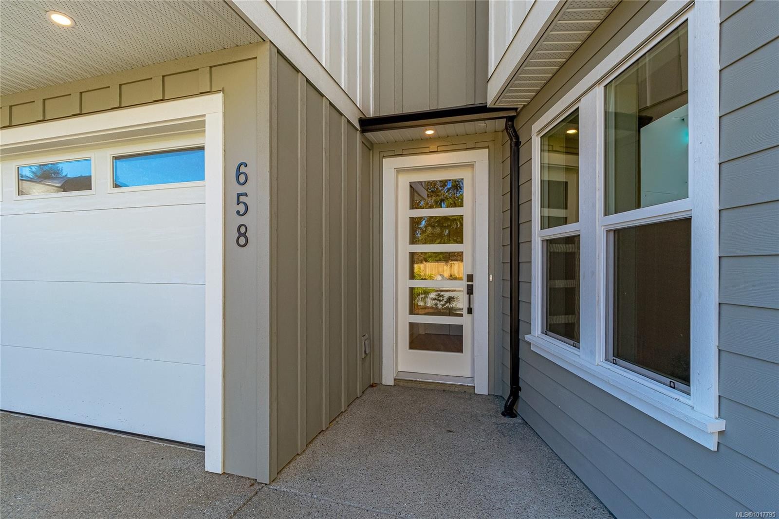 658 Wisteria Ridge, Langford, BC