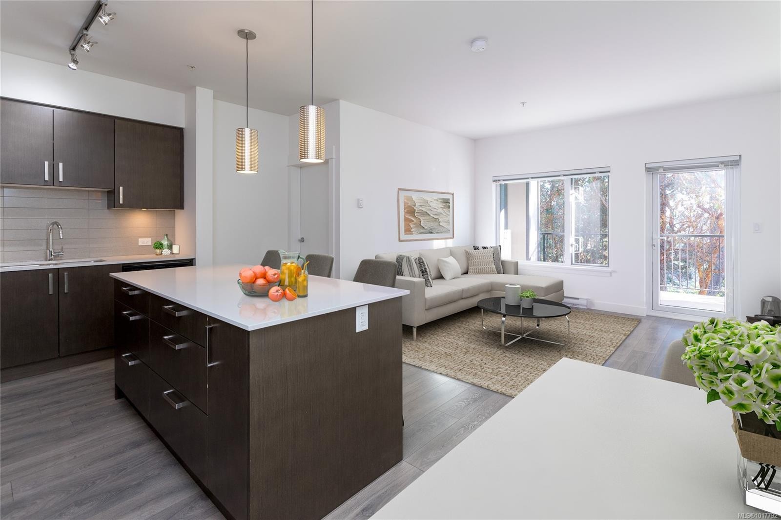 201-290 Wilfert Rd, View Royal, BC - Indoor Photo Showing Kitchen With Upgraded Kitchen